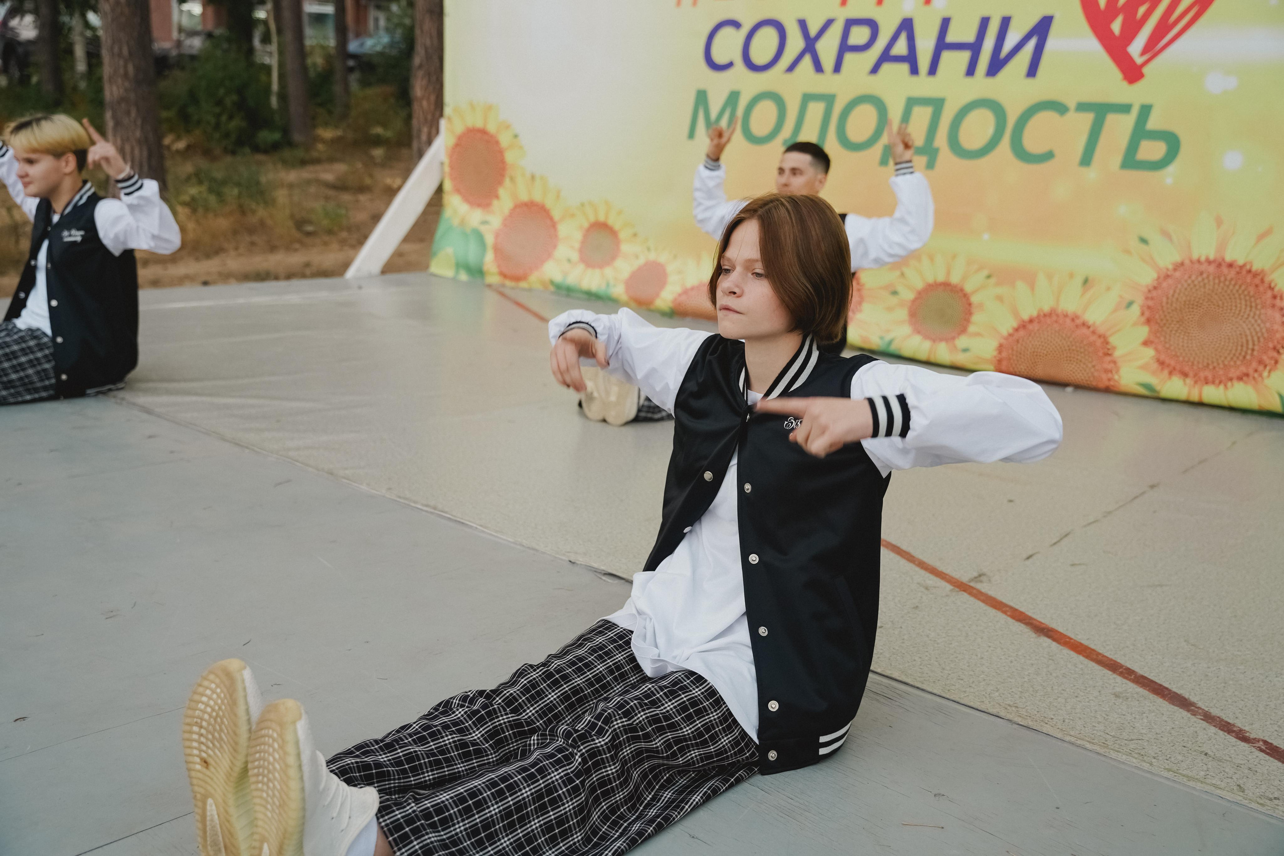 Танцы на тропе. Фотограф в детский сад в Екатеринбурге, выпускные альбомы Юлия Умерова