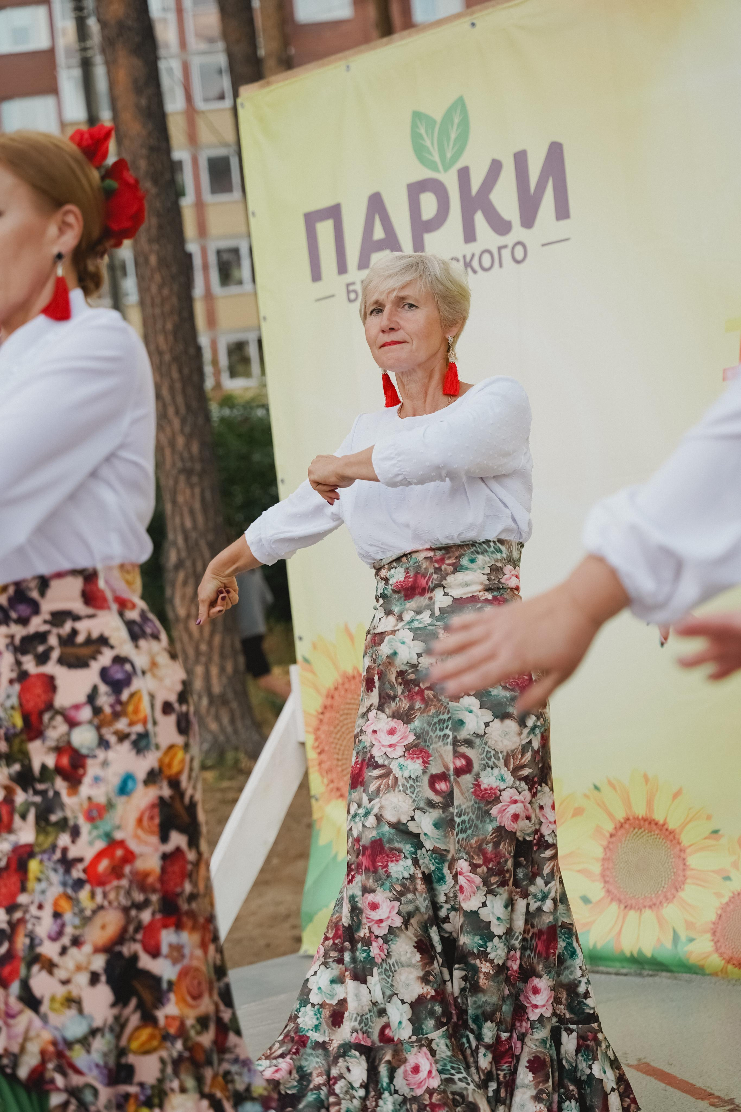Танцы на тропе. Фотограф в детский сад в Екатеринбурге, выпускные альбомы Юлия Умерова