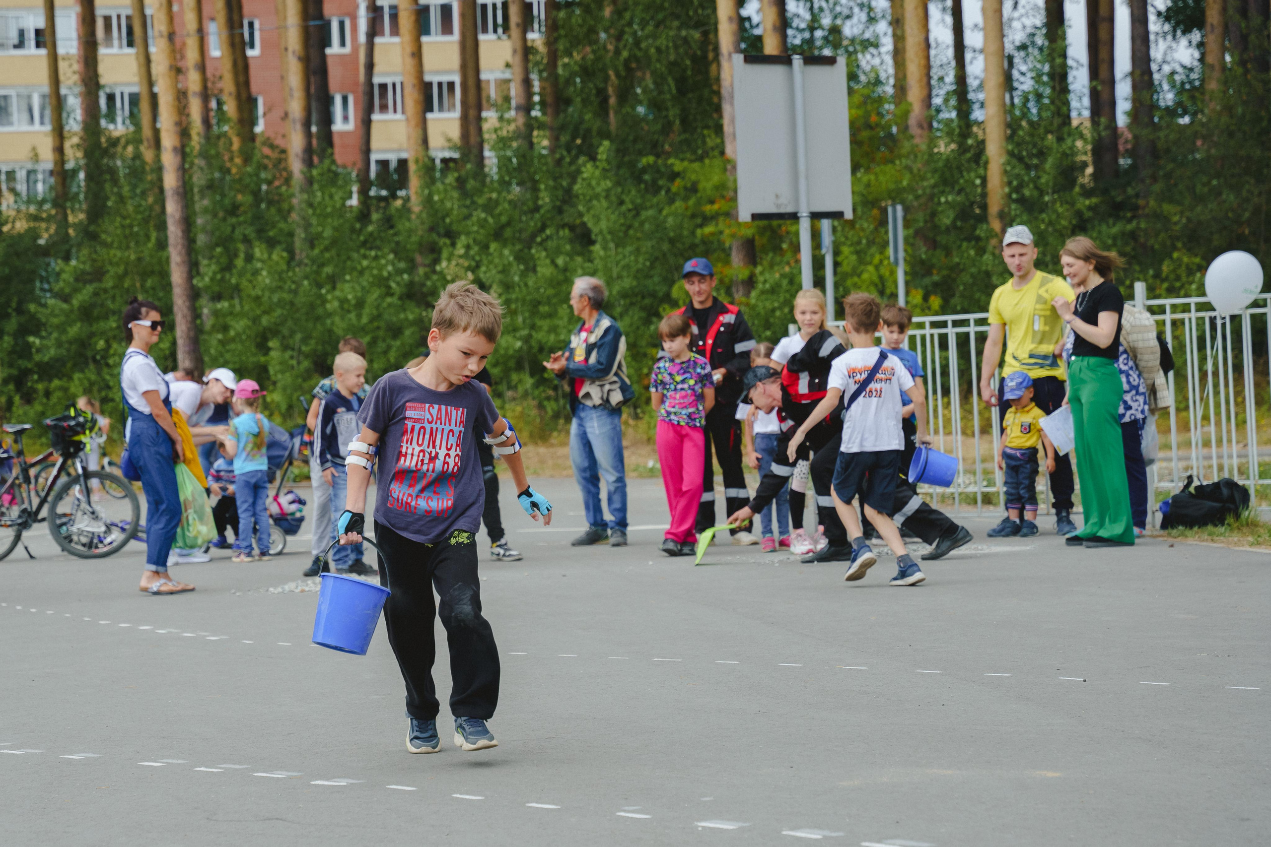 Фотосъемка веселых стартов от компании «Земляне». Фотограф в детский сад в Екатеринбурге, выпускные альбомы Юлия Умерова