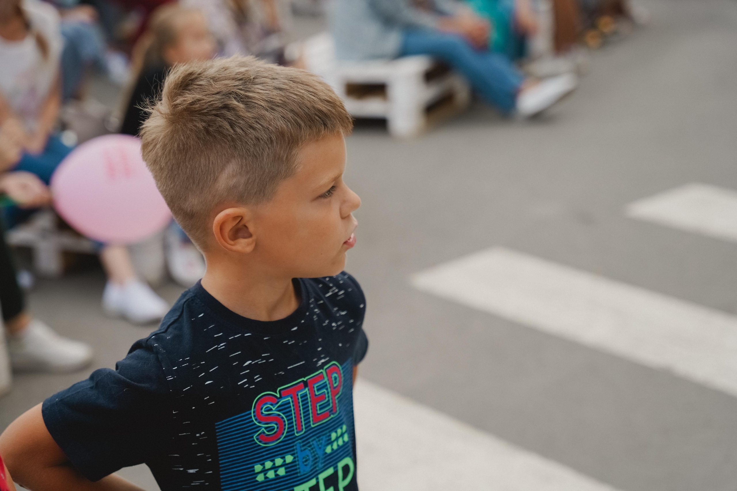 Танцы на тропе. Фотограф в детский сад в Екатеринбурге, выпускные альбомы Юлия Умерова