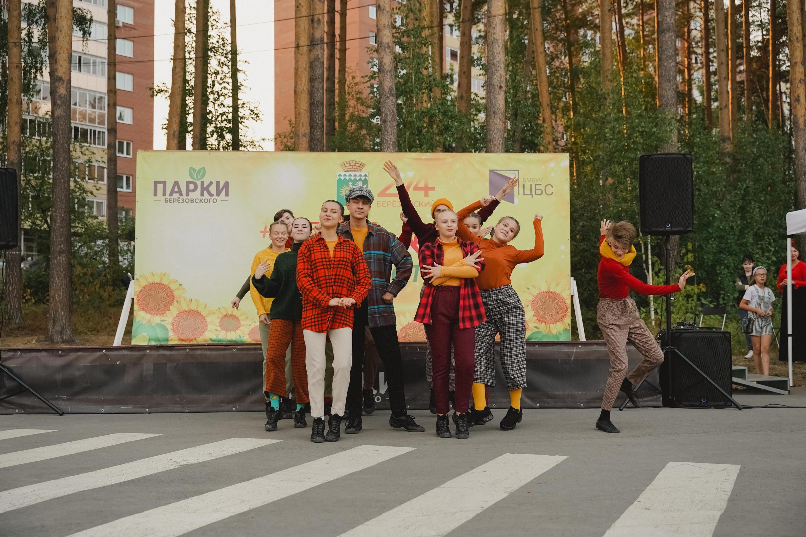 Танцы на тропе. Фотограф в детский сад в Екатеринбурге, выпускные альбомы Юлия Умерова