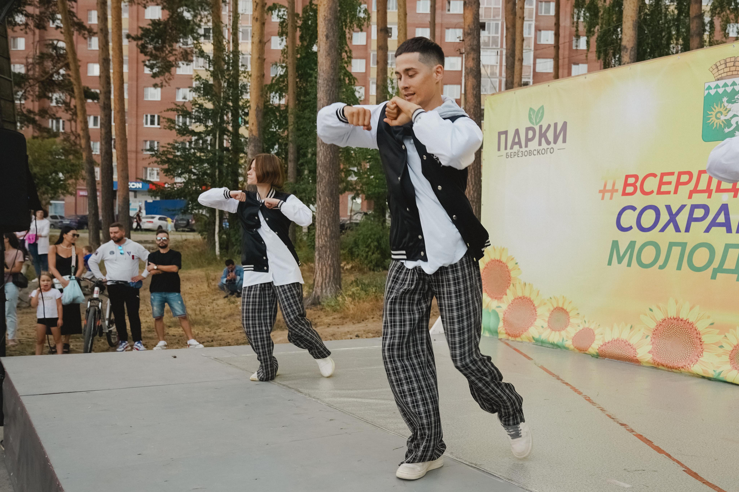 Танцы на тропе. Фотограф в детский сад в Екатеринбурге, выпускные альбомы Юлия Умерова