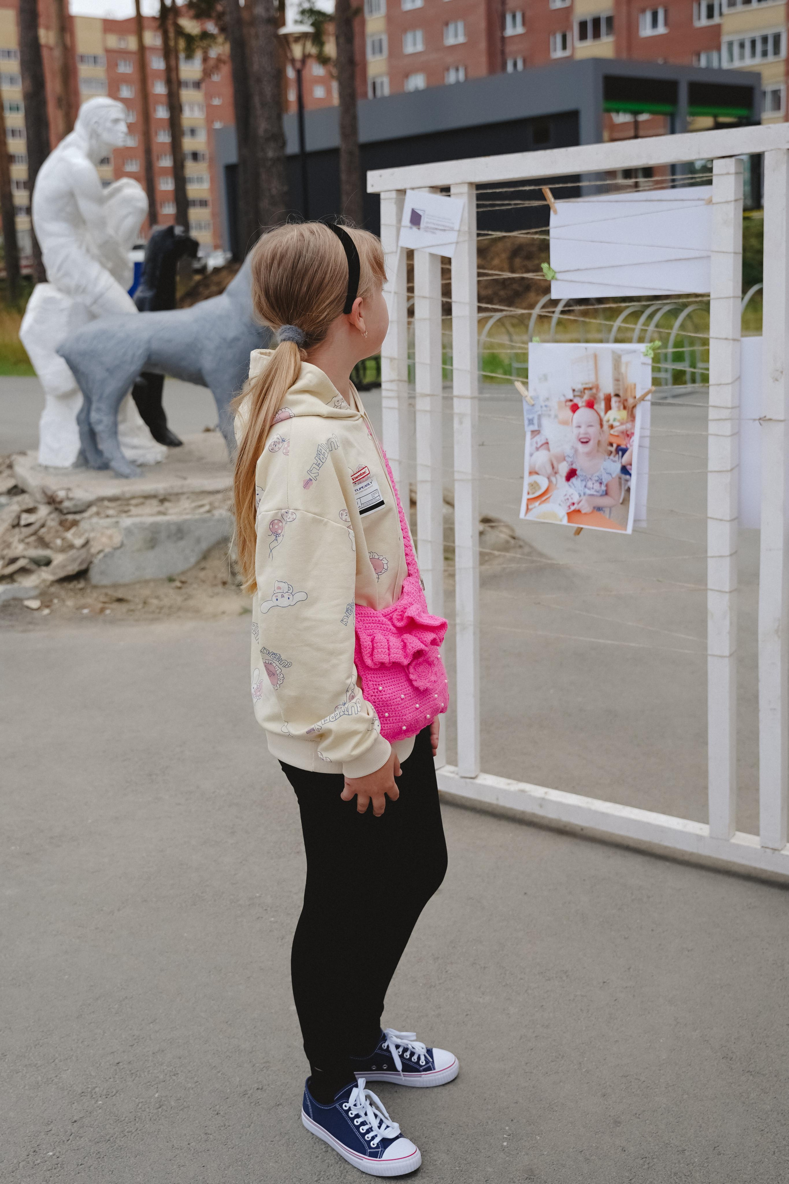 Литературная коллаборация «ДУХ». Фотограф в детский сад в Екатеринбурге, выпускные альбомы Юлия Умерова