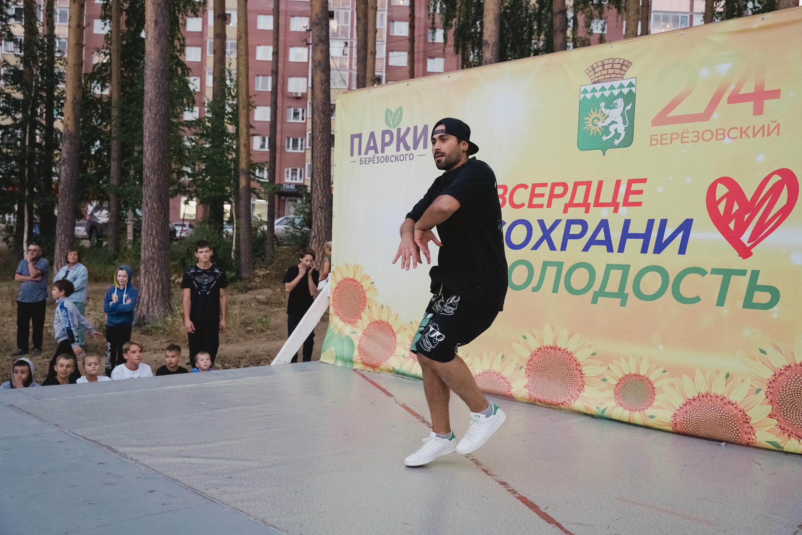 Танцы на тропе. Фотограф в детский сад в Екатеринбурге, выпускные альбомы Юлия Умерова