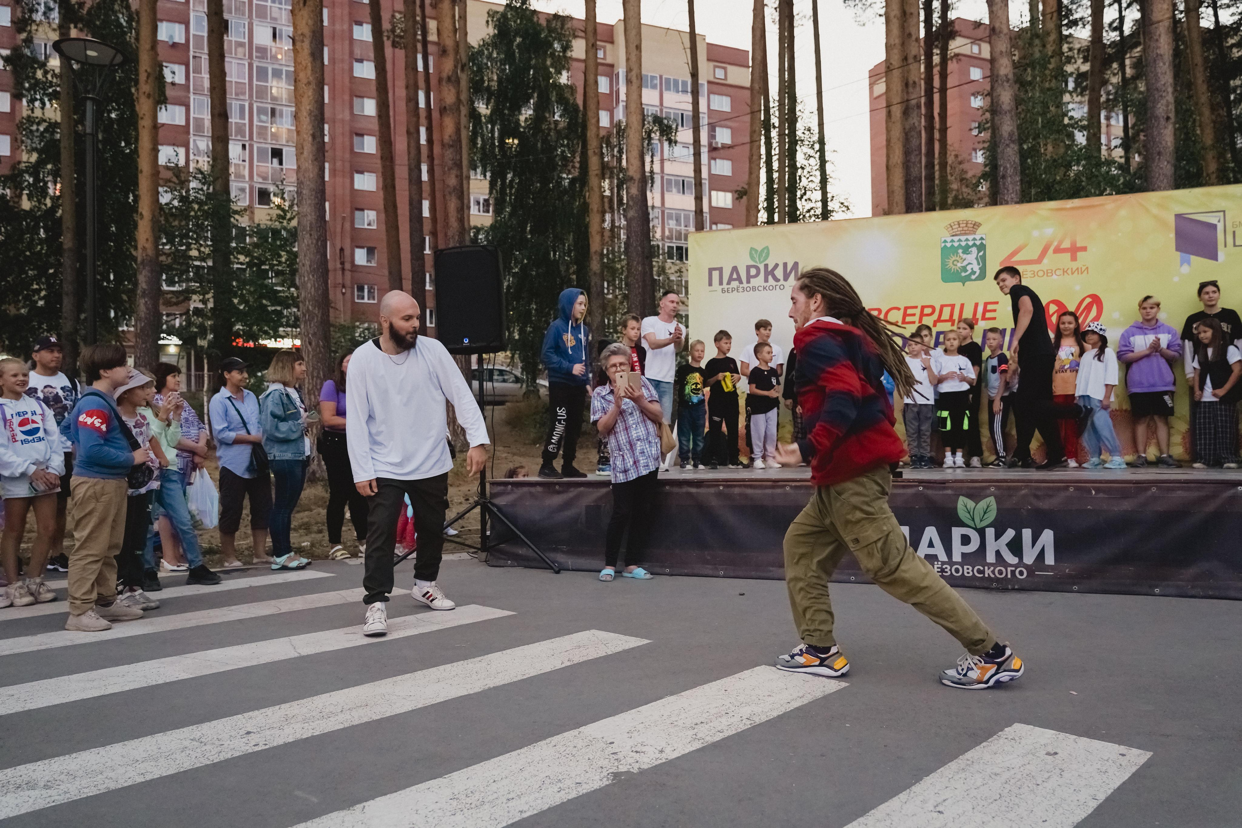 Танцы на тропе. Фотограф в детский сад в Екатеринбурге, выпускные альбомы Юлия Умерова