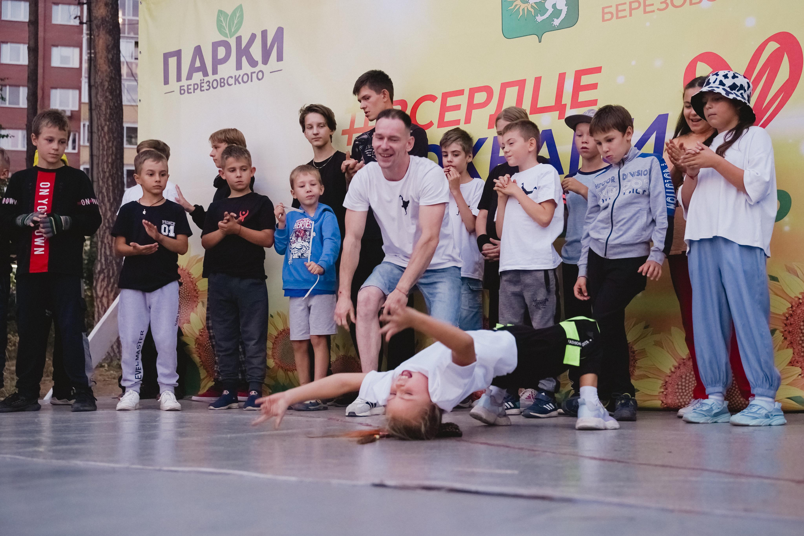 Танцы на тропе. Фотограф в детский сад в Екатеринбурге, выпускные альбомы Юлия Умерова