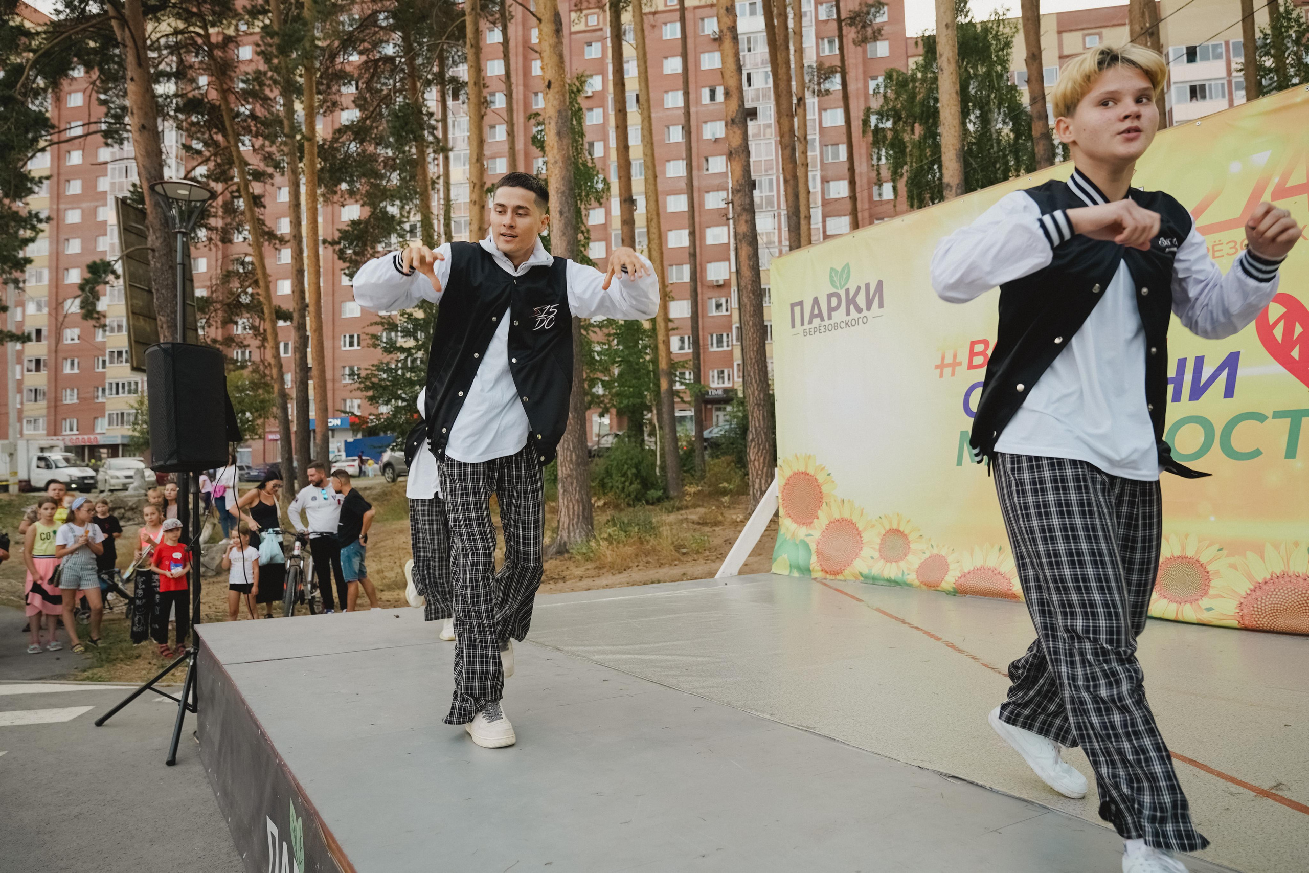 Танцы на тропе. Фотограф в детский сад в Екатеринбурге, выпускные альбомы Юлия Умерова