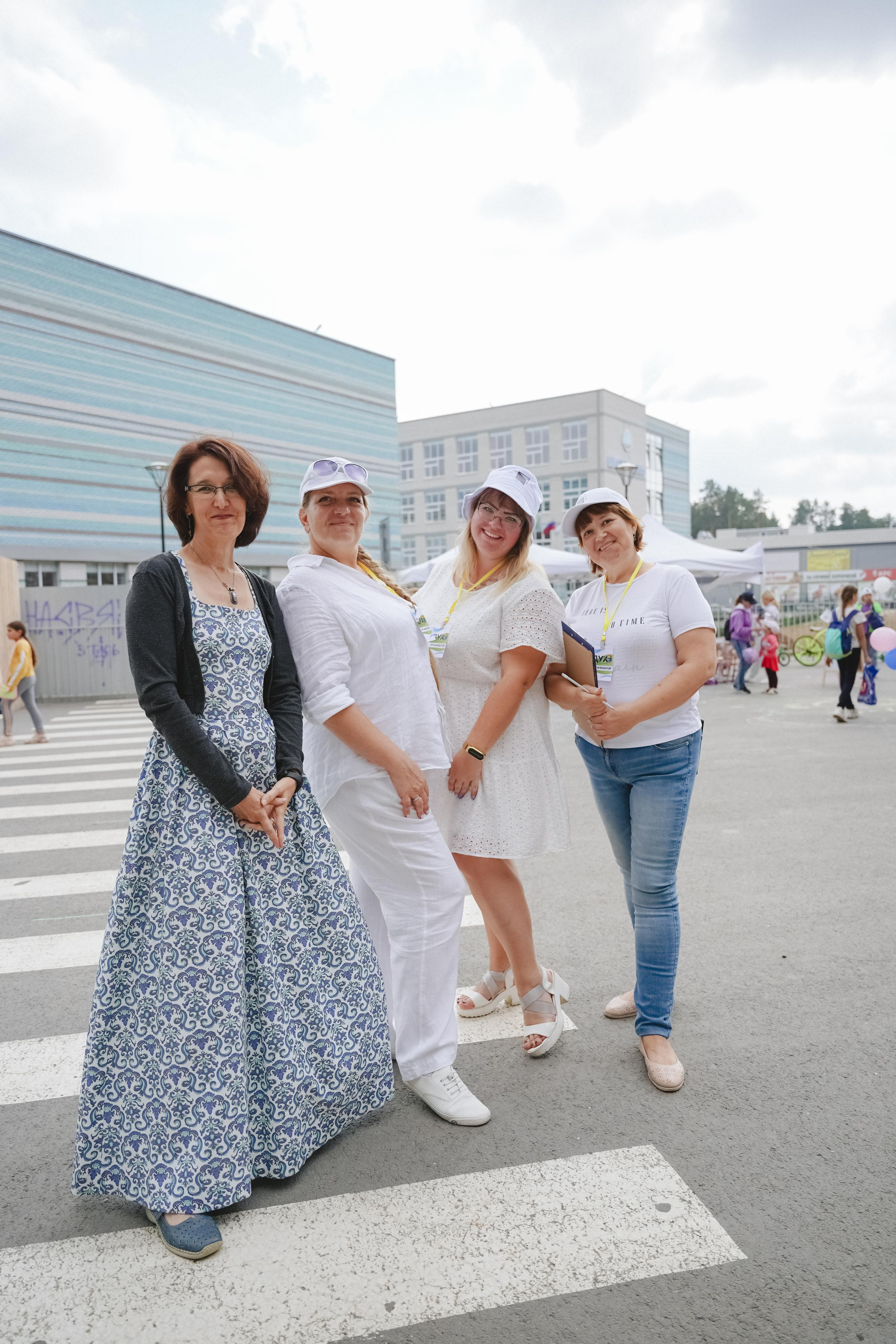 Литературная коллаборация «ДУХ». Фотограф в детский сад в Екатеринбурге, выпускные альбомы Юлия Умерова