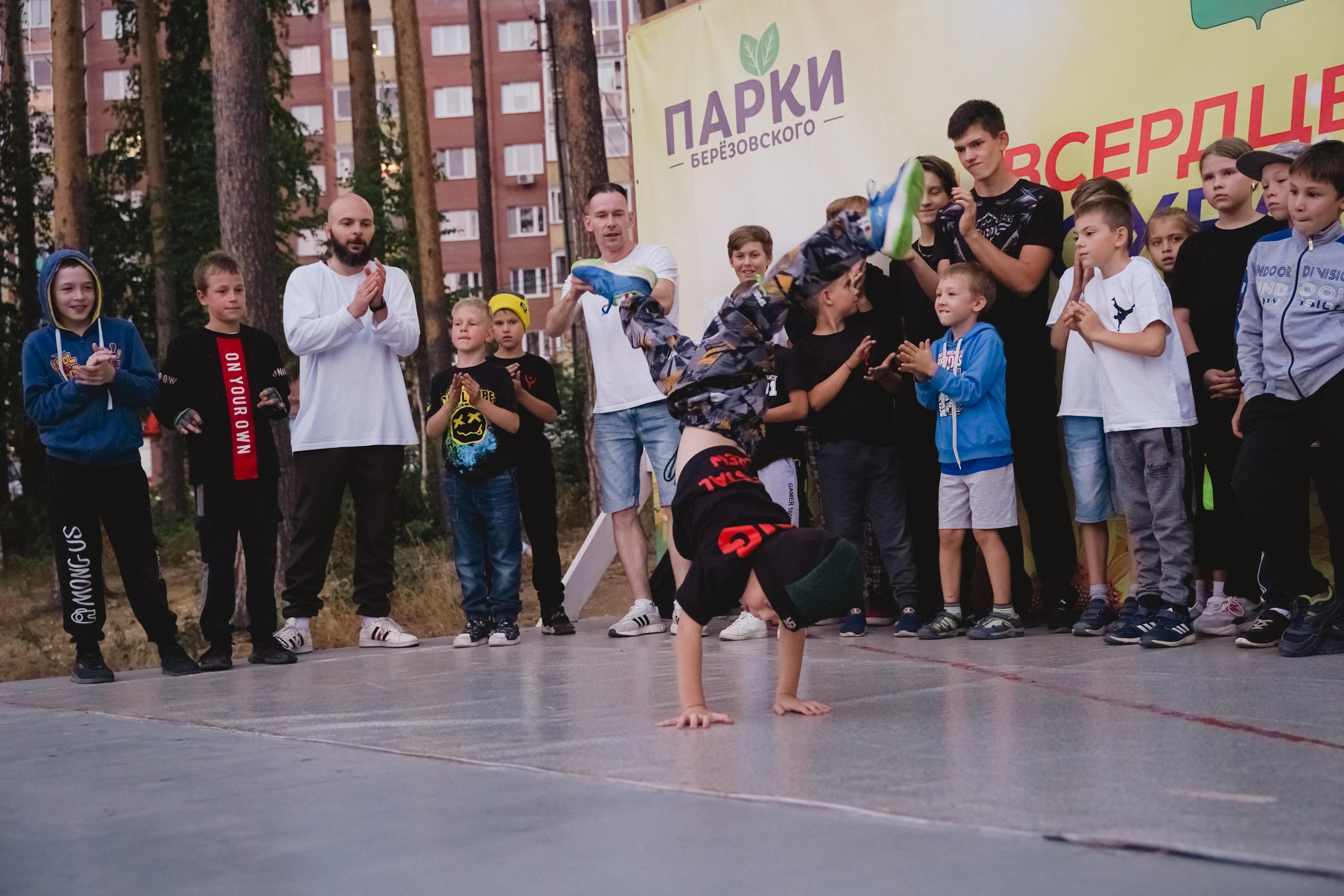 Танцы на тропе. Фотограф в детский сад в Екатеринбурге, выпускные альбомы Юлия Умерова
