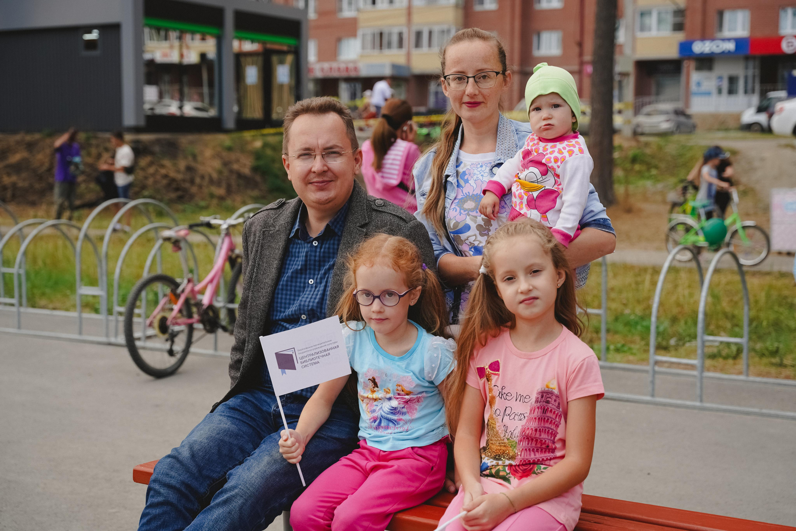 Литературная коллаборация «ДУХ». Фотограф в детский сад в Екатеринбурге, выпускные альбомы Юлия Умерова