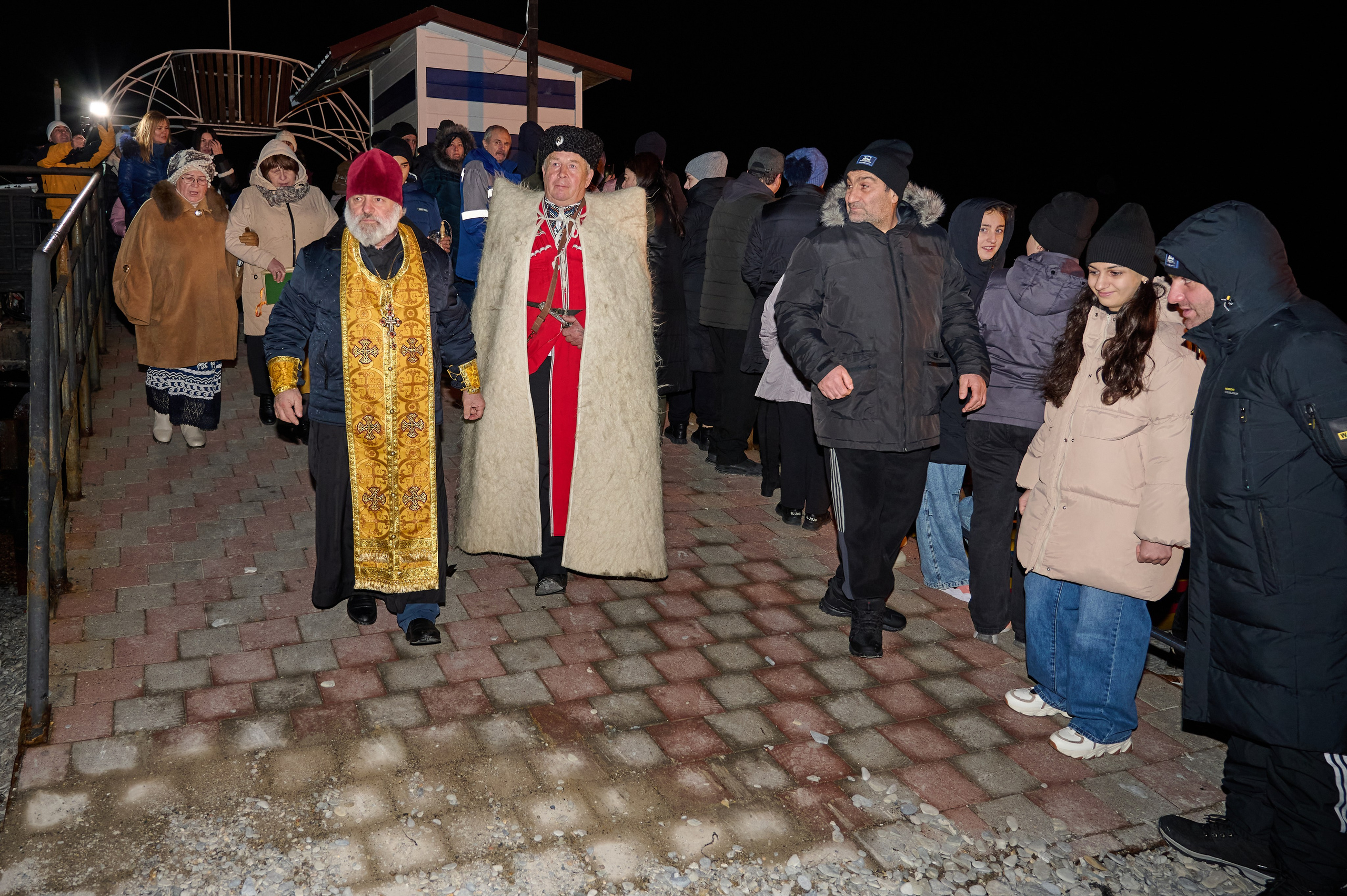 Крещенские купания. Жизнь курорта Кабардинка в фотографиях