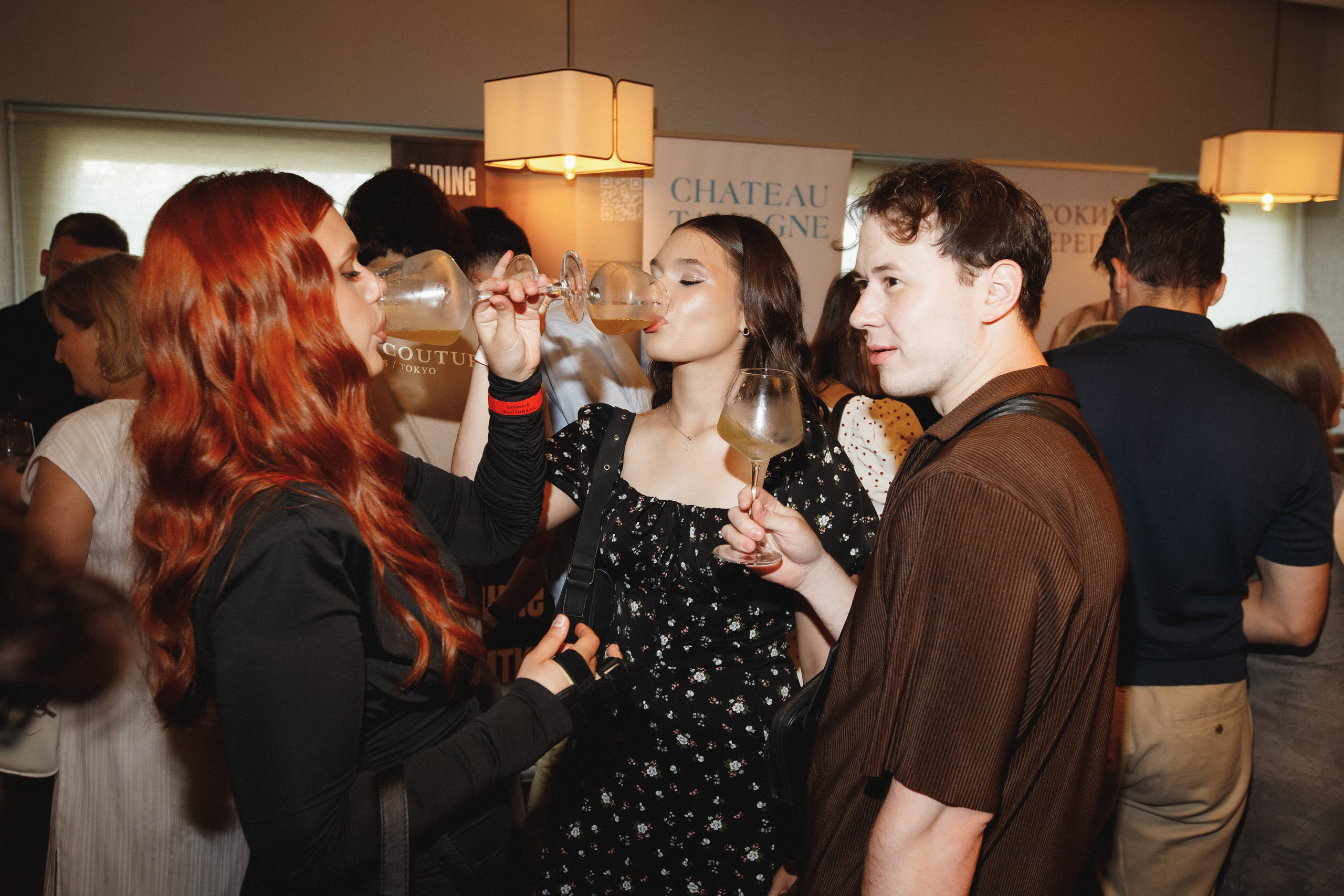 ФЕСТИВАЛЬ РОССИЙСКОГО ВИНА. СВОИ. ФОТООТЧЕТЫ-СОБЫТИЯ-МЕСТА