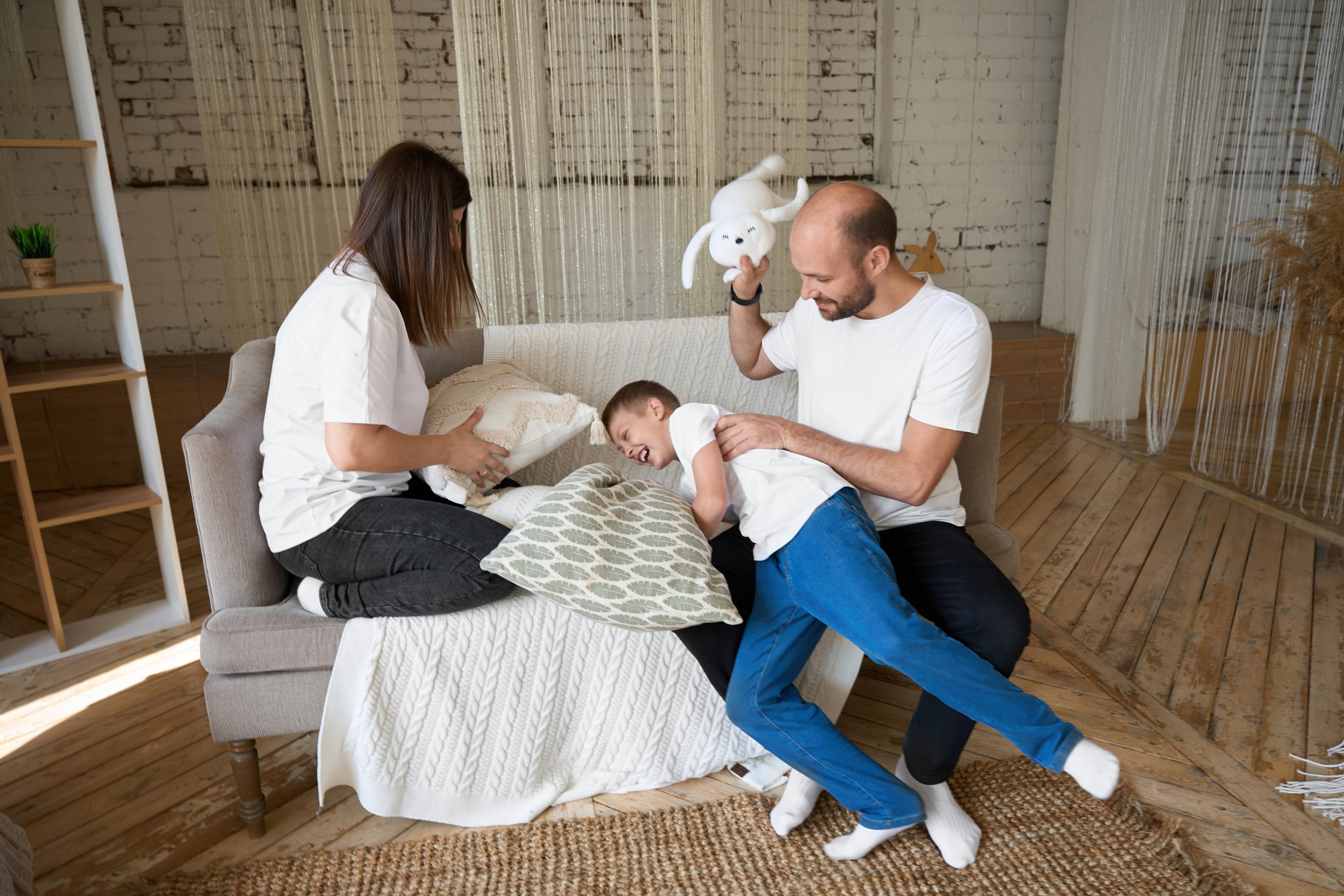 Семейная фотосессия для Анастасии и Валерия. Профессиональный фотограф Максим Романов в городе Хабаровске