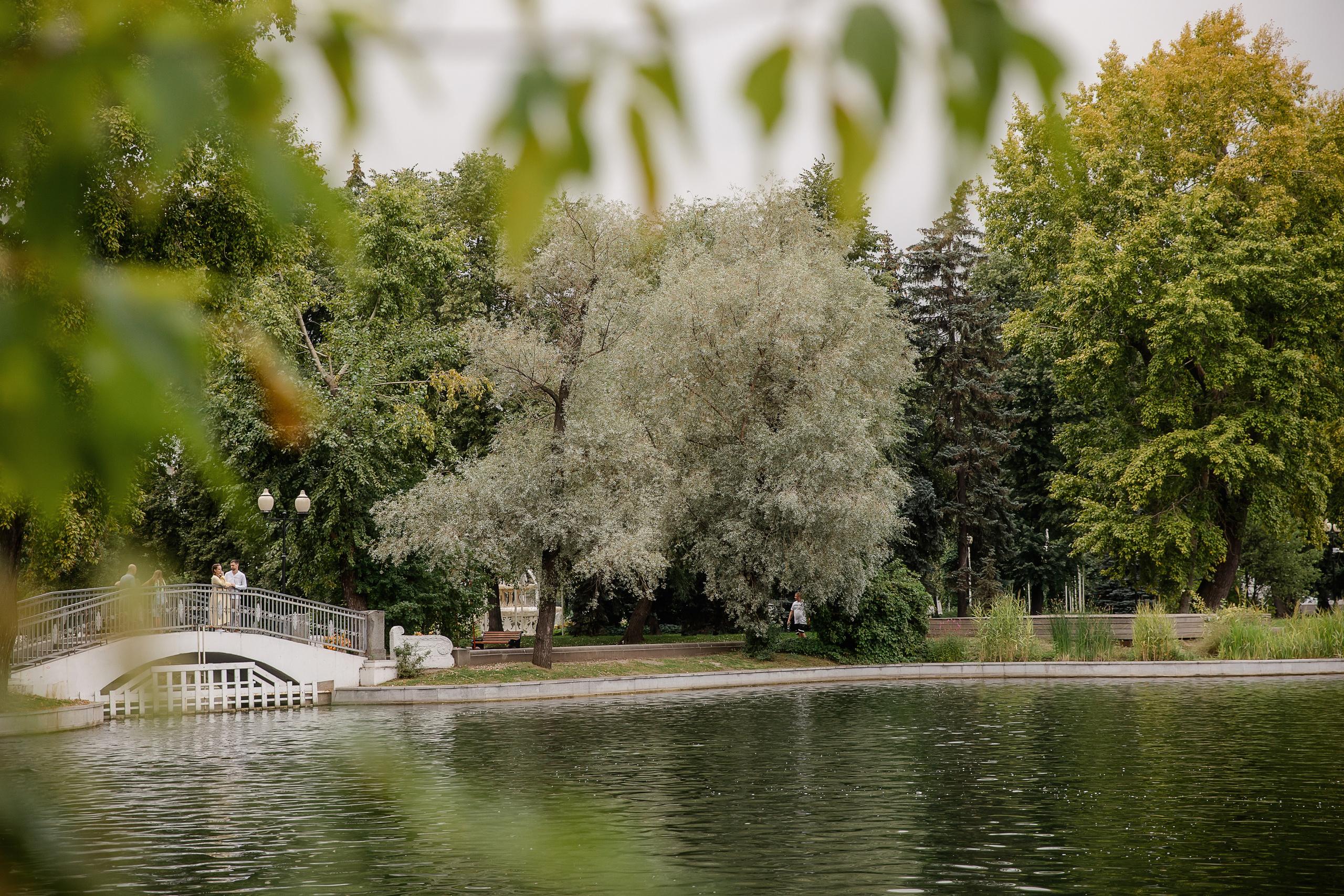 Аня и Миша в ожидании третьего малыша. Беременная фотосессия в центре Москвы. Семейный и детский фотограф в Москве Вера Ускова