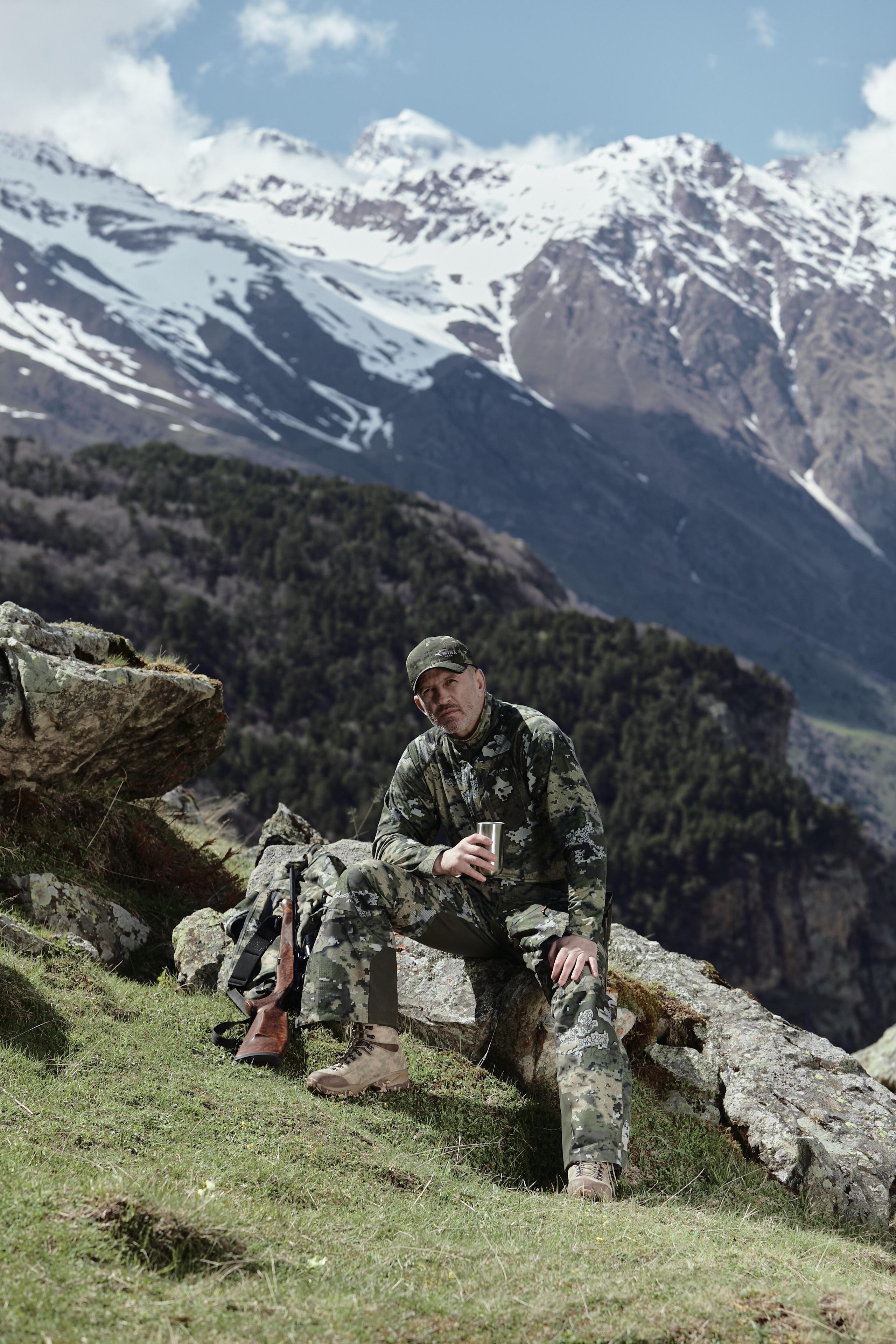 Съемка для бренда охотничьей одежды под ключ. Фотограф Продюсер в горах КБР / Москва Нальчик Горы