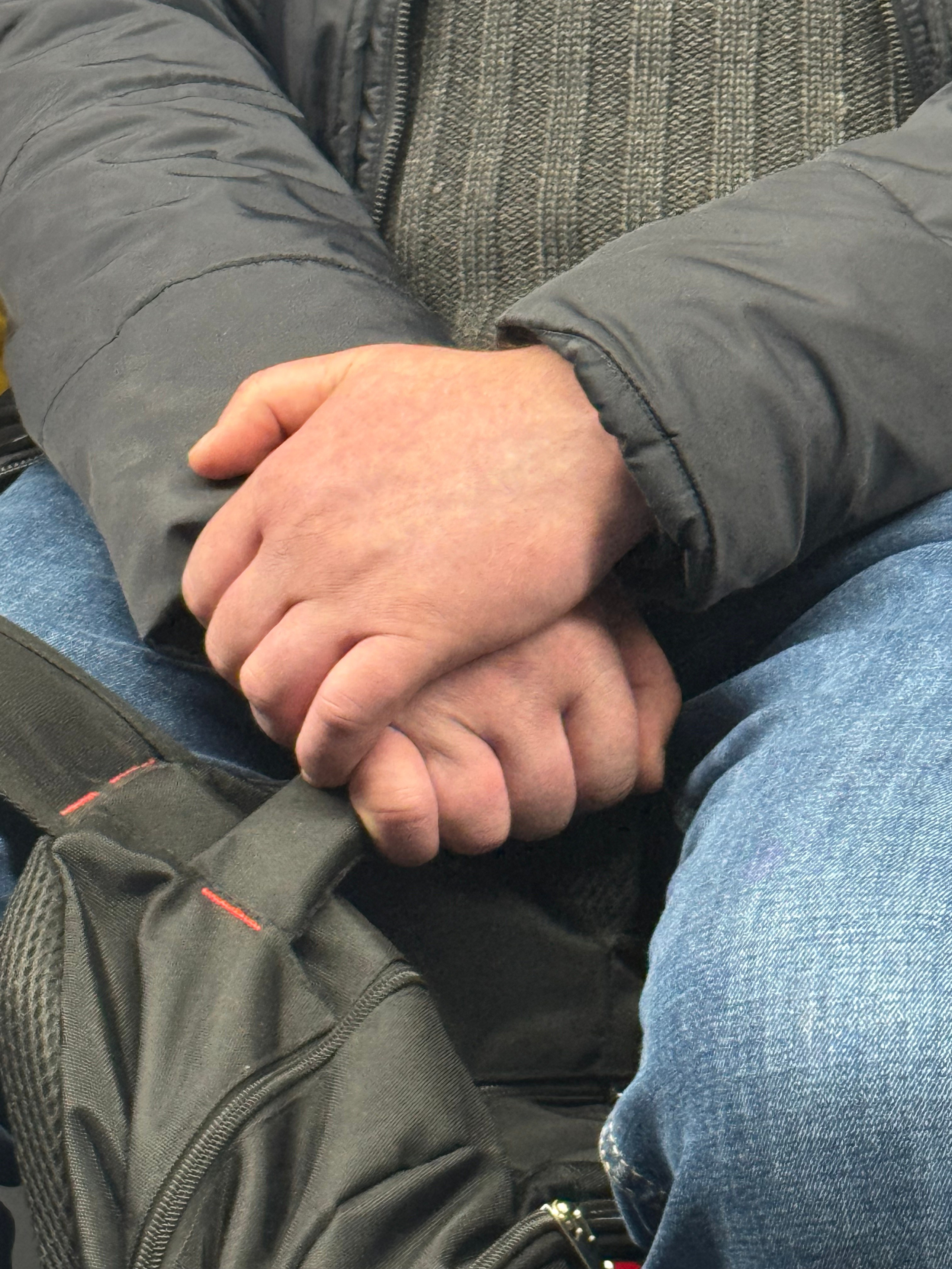 #руки_незнакомцев. Главная