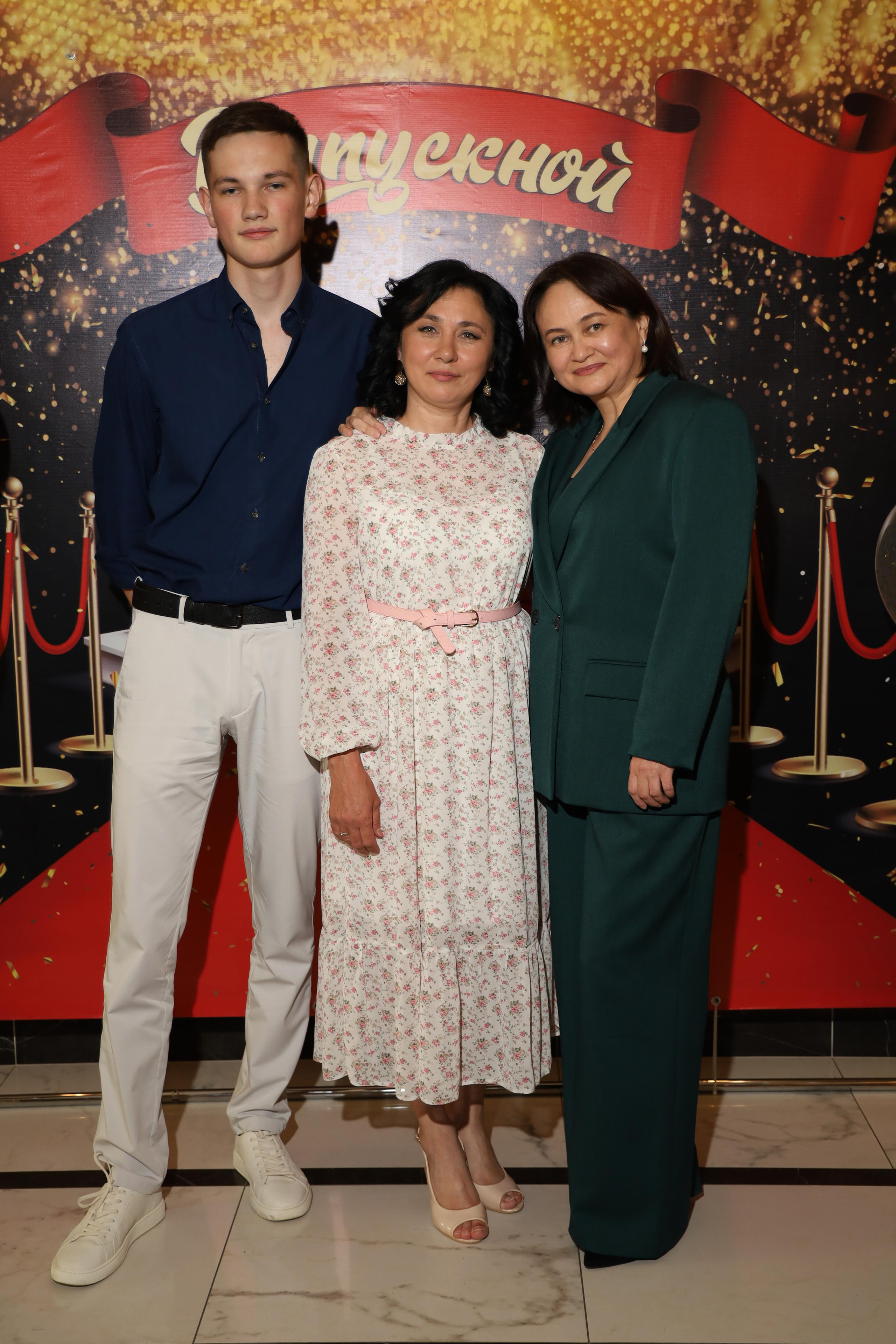 Выпускной 9 А. Семейный фотограф в Казани Римма Гатауллина