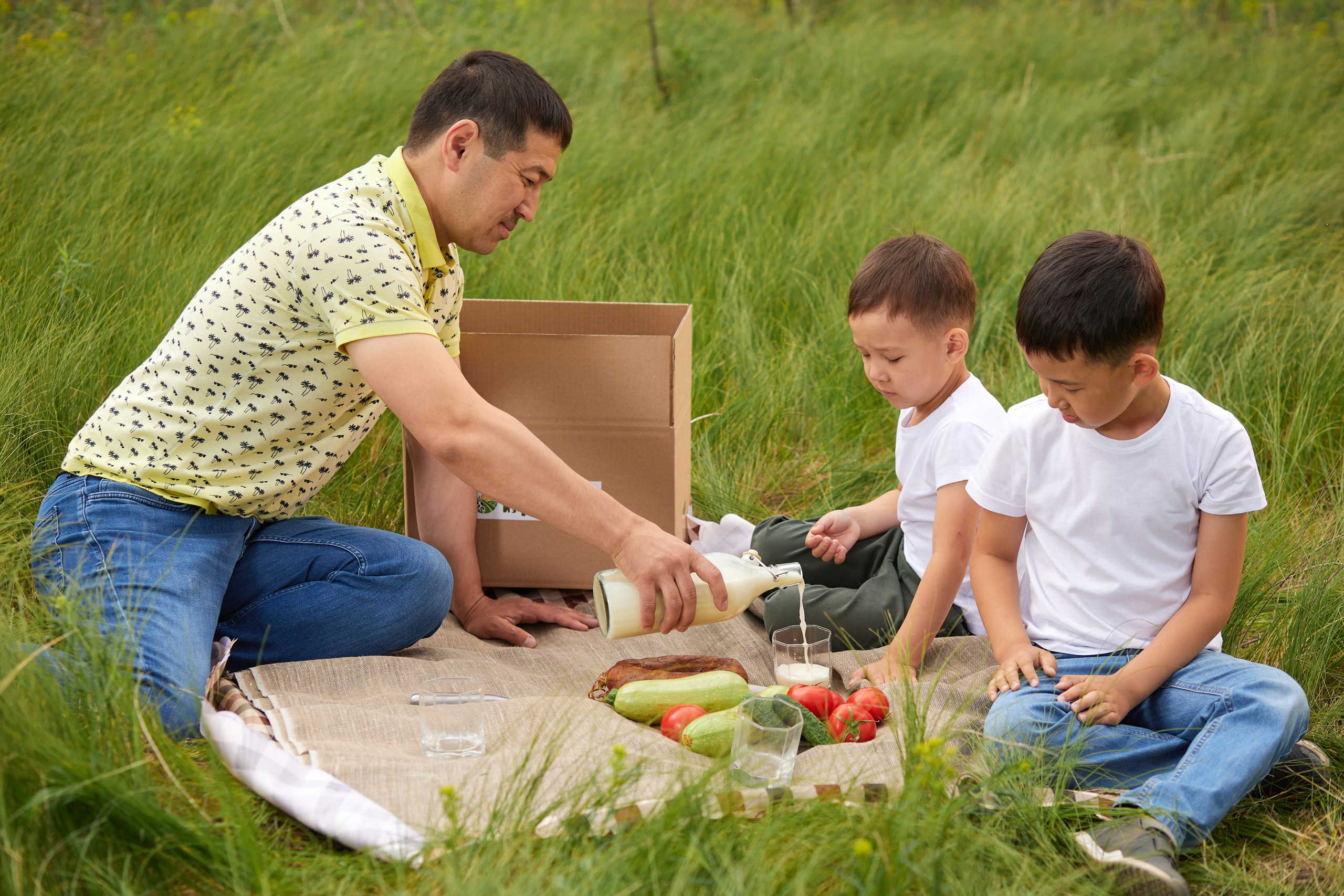 Контент фото «Посылка из деревни». Портретный и предметный фотограф в Москве Курочкин Алексей