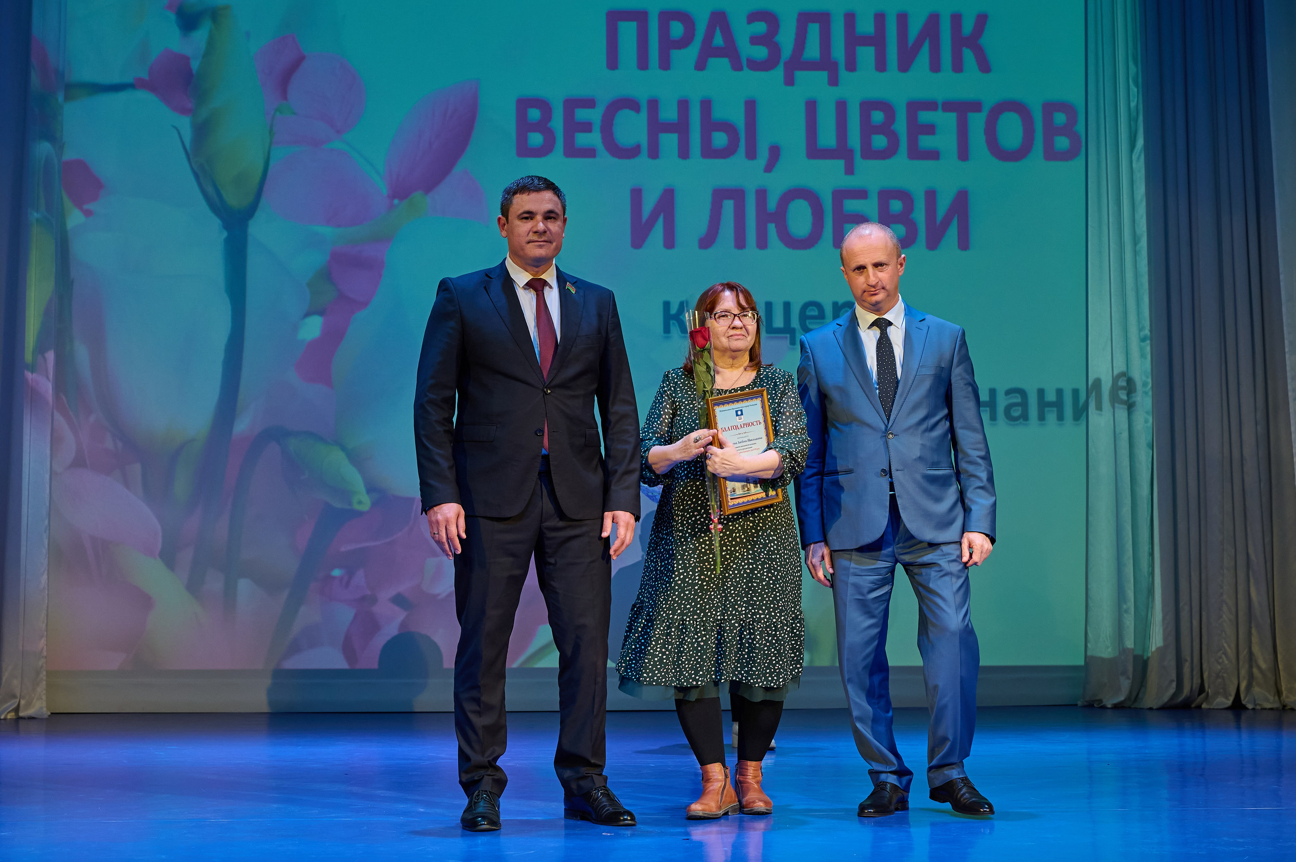 8 марта Марьина роща. Жизнь курорта Кабардинка в фотографиях