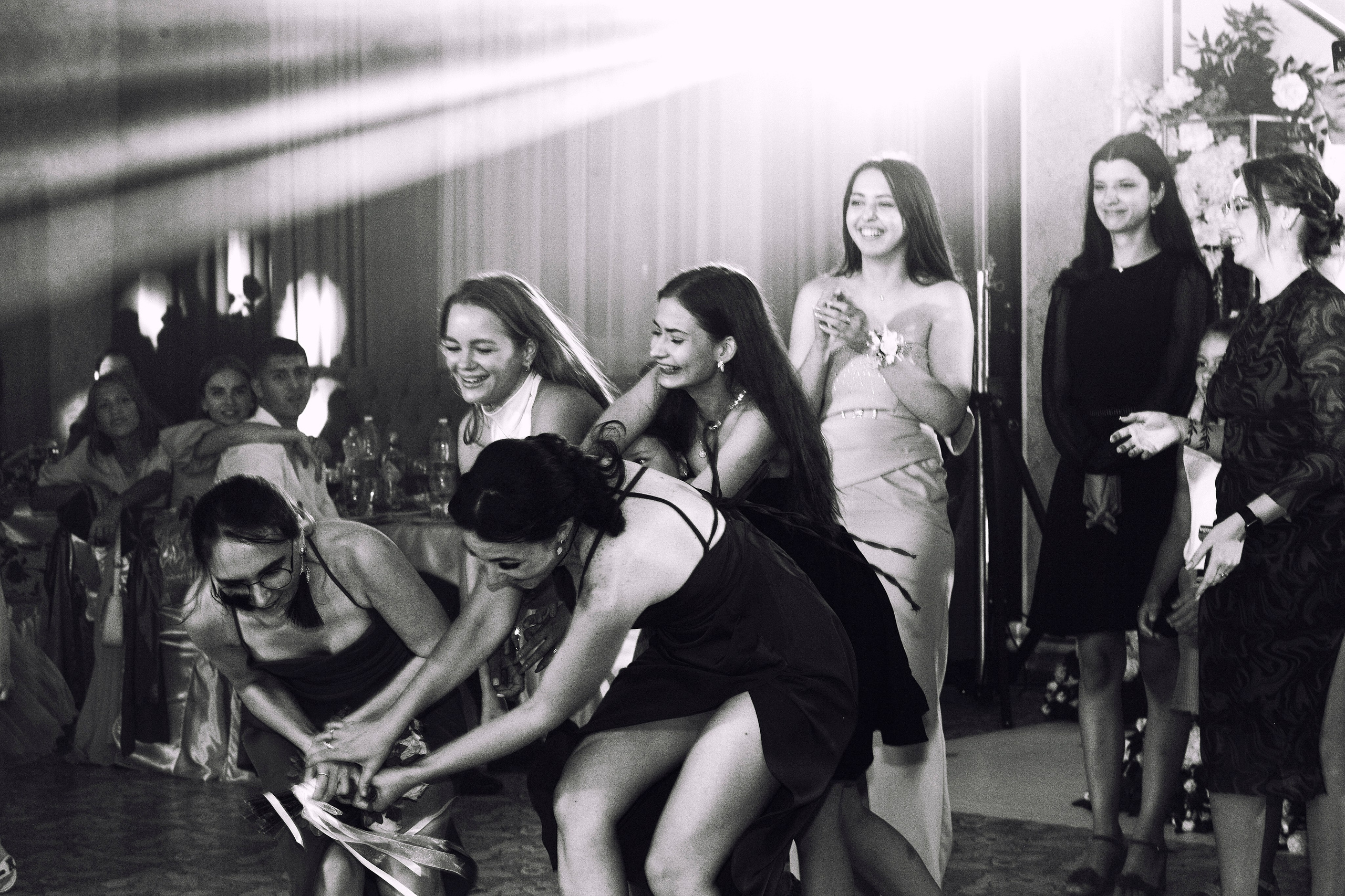 Съемка свадеб и торжеств в Приморско-Ахтарске. Фотограф в Приморско-Ахтарске — Свадьбы, Школы, Фотоальбомы