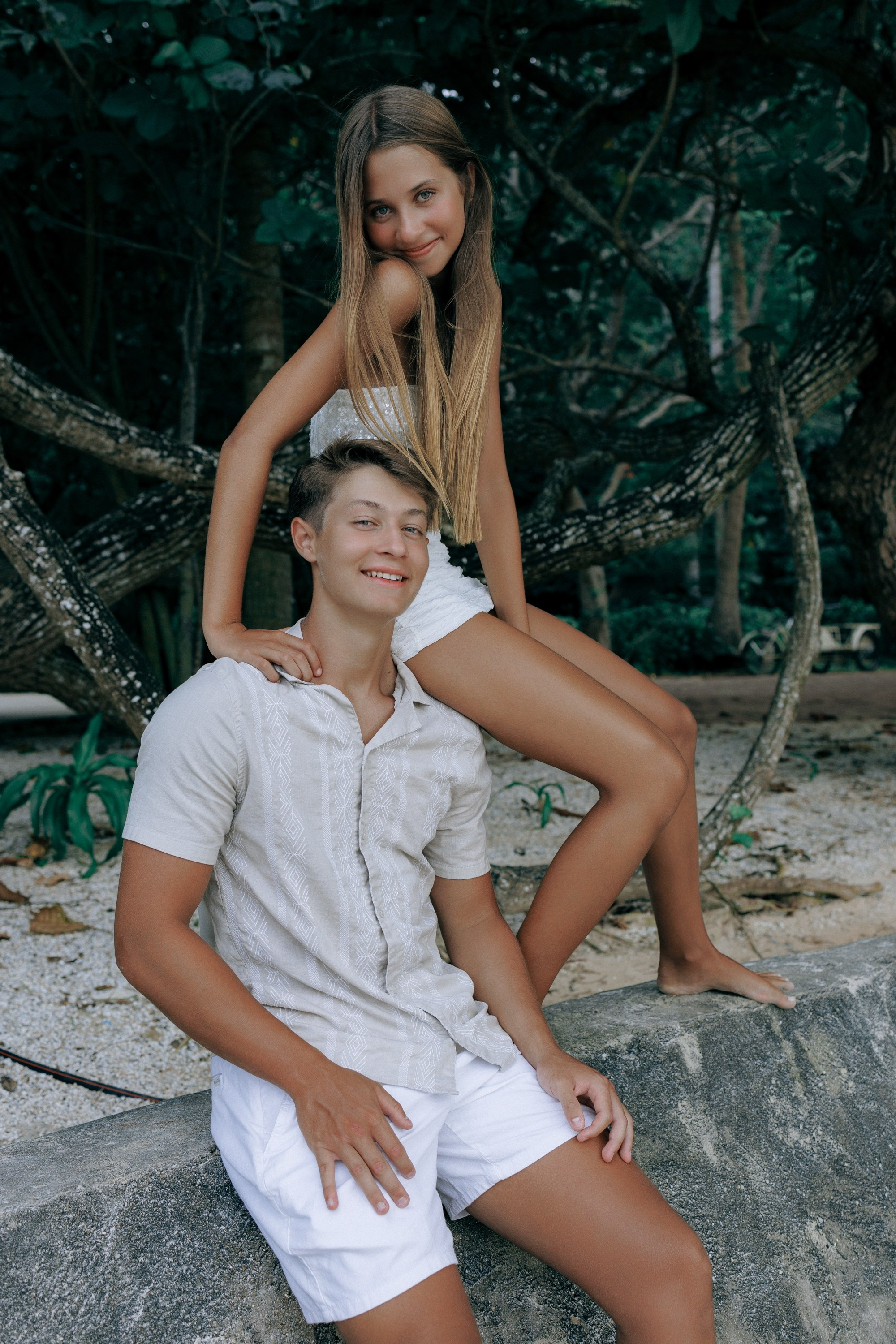 Family photoshoots in Bangkok, Thailand. Fedor Lemeshko — Destination Wedding and Family Lifestyle photographer