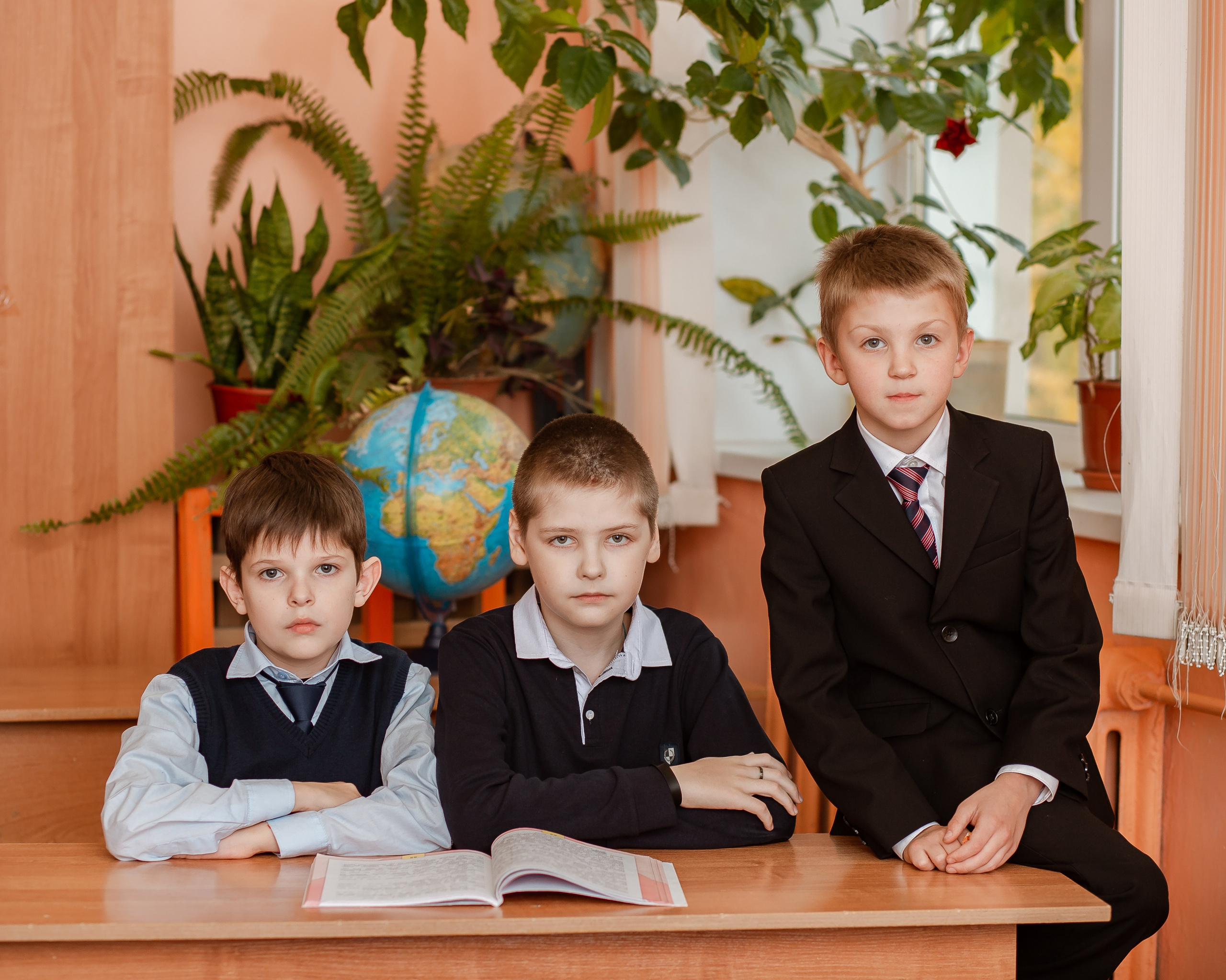 ЗАТО Озерный, школа 1, 4А класс. Студия выпускных альбомов Остров