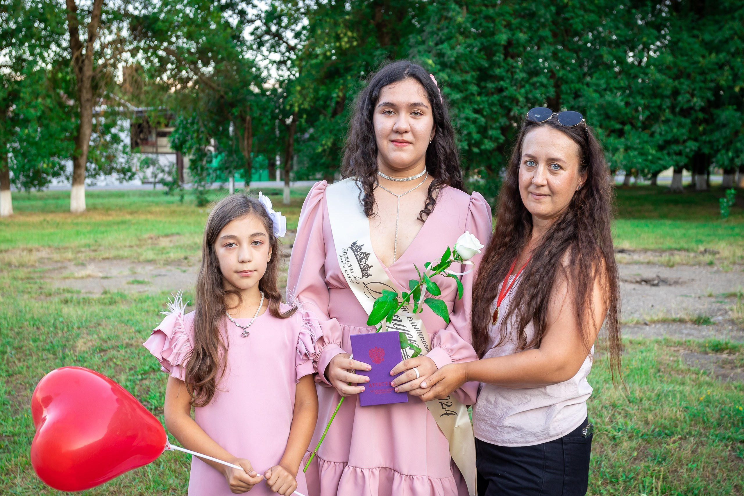 Вручение аттестата 2024 г. Выпускные альбомы Майкоп, Краснодар Елена Золотарева