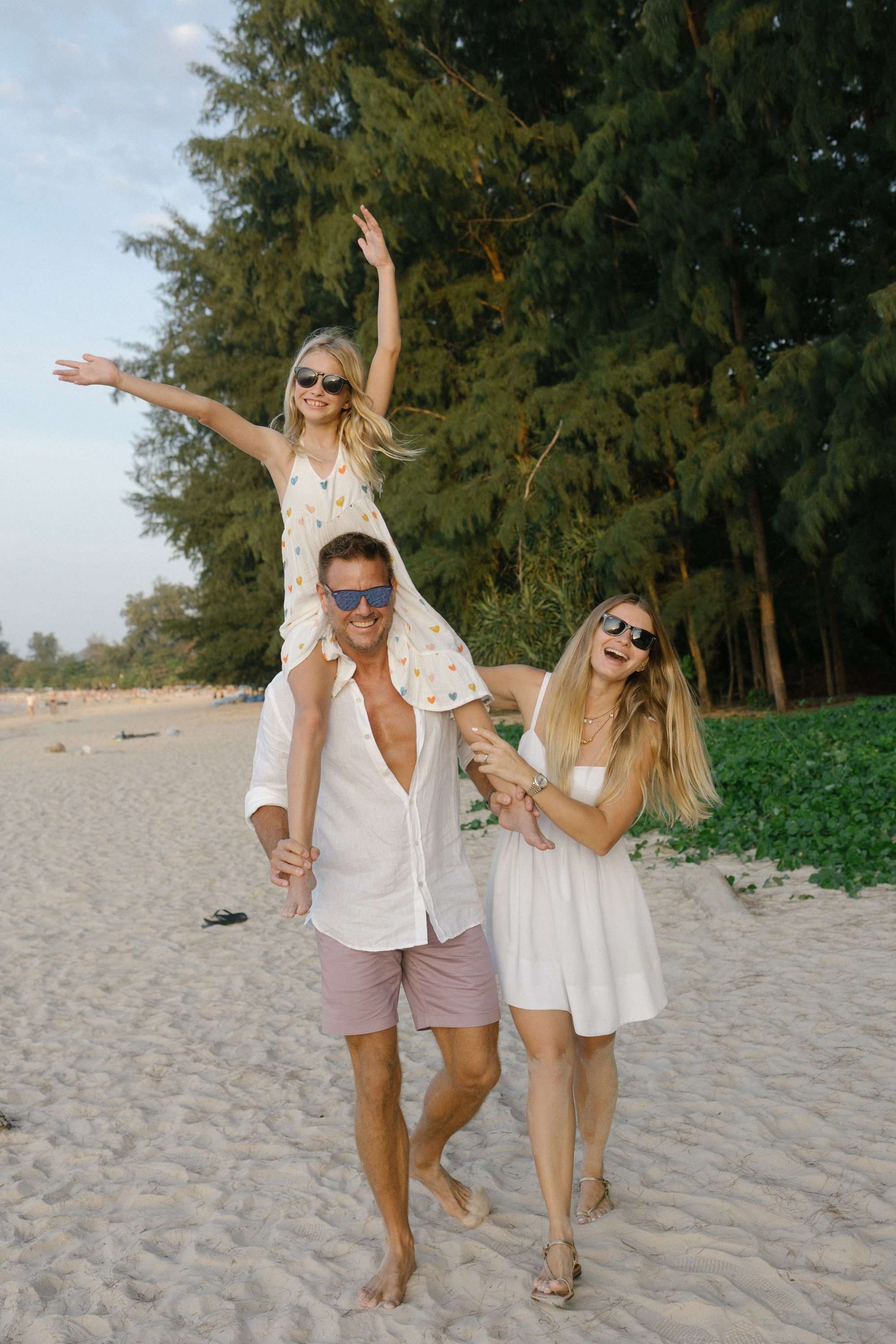Family photoshoots in Bangkok, Thailand. Fedor Lemeshko — Destination Wedding and Family Lifestyle photographer