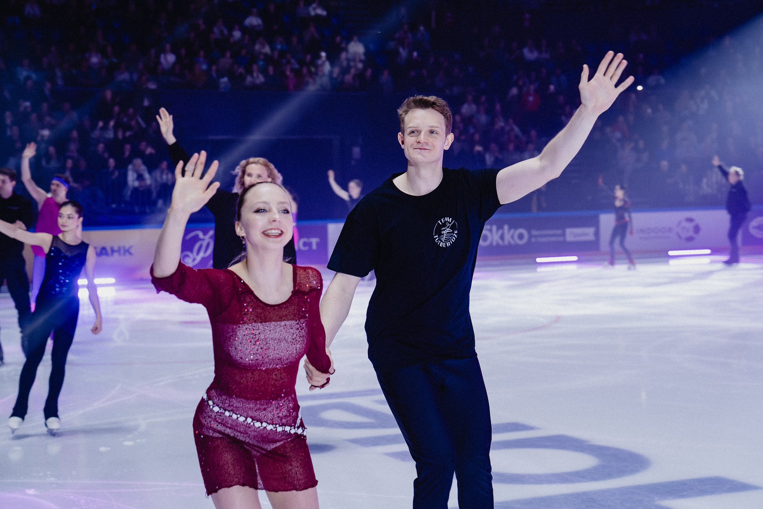 Шоу Этери Тутберидзе в Новосибирске. Воробьева Ксения — Спортивный и танцевальный фотограф Новосибирск