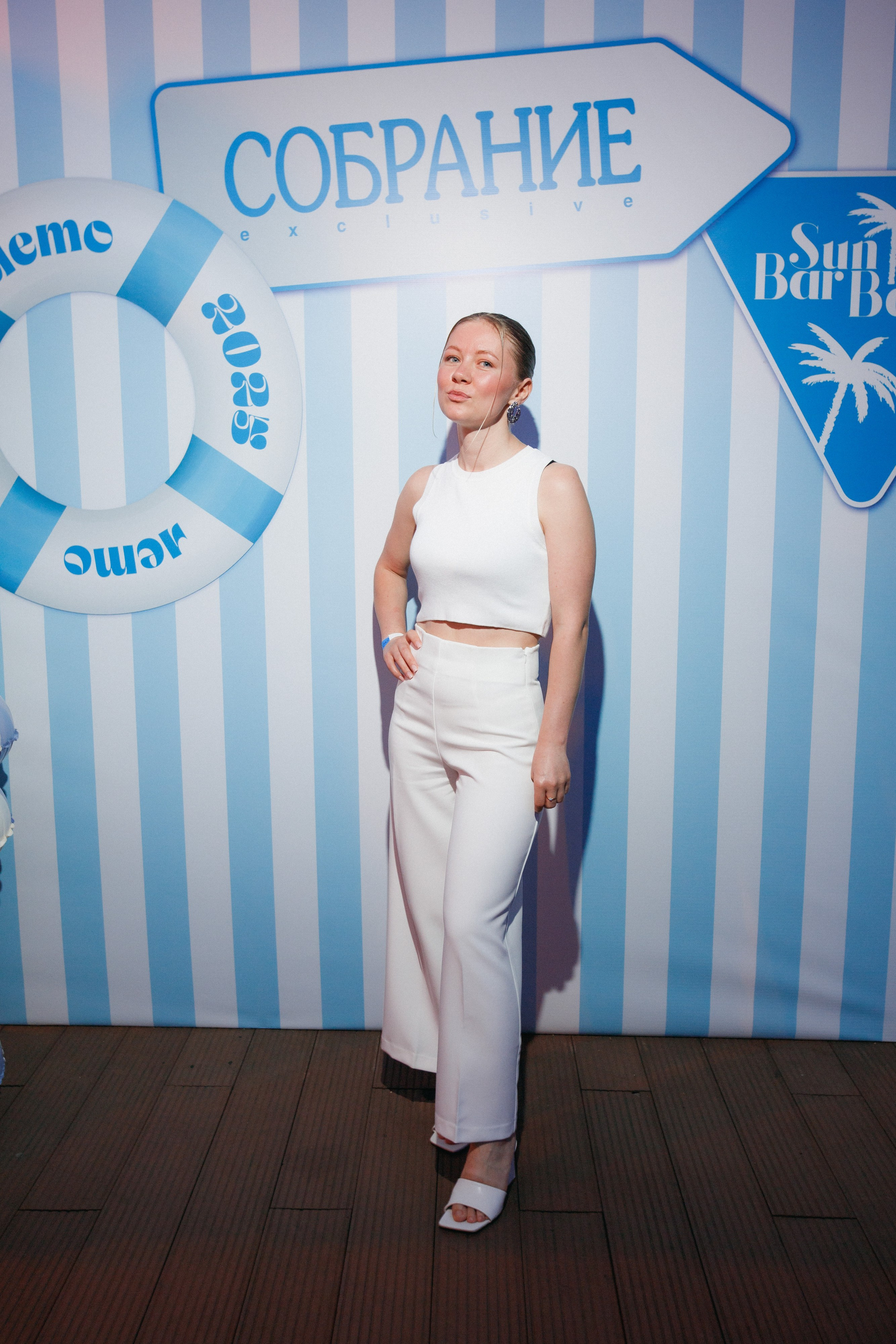 СОБРАНИЕ — ПРЕЗЕНТАЦИЯ НОВОГО НОМЕРА. СВОИ. ФОТООТЧЕТЫ-СОБЫТИЯ-МЕСТА