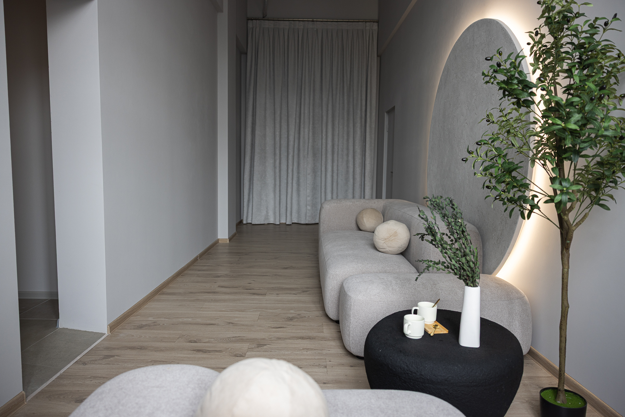 Photohub залы для съемки бизнес-контента. Фотограф в Минске Людмила Дутко