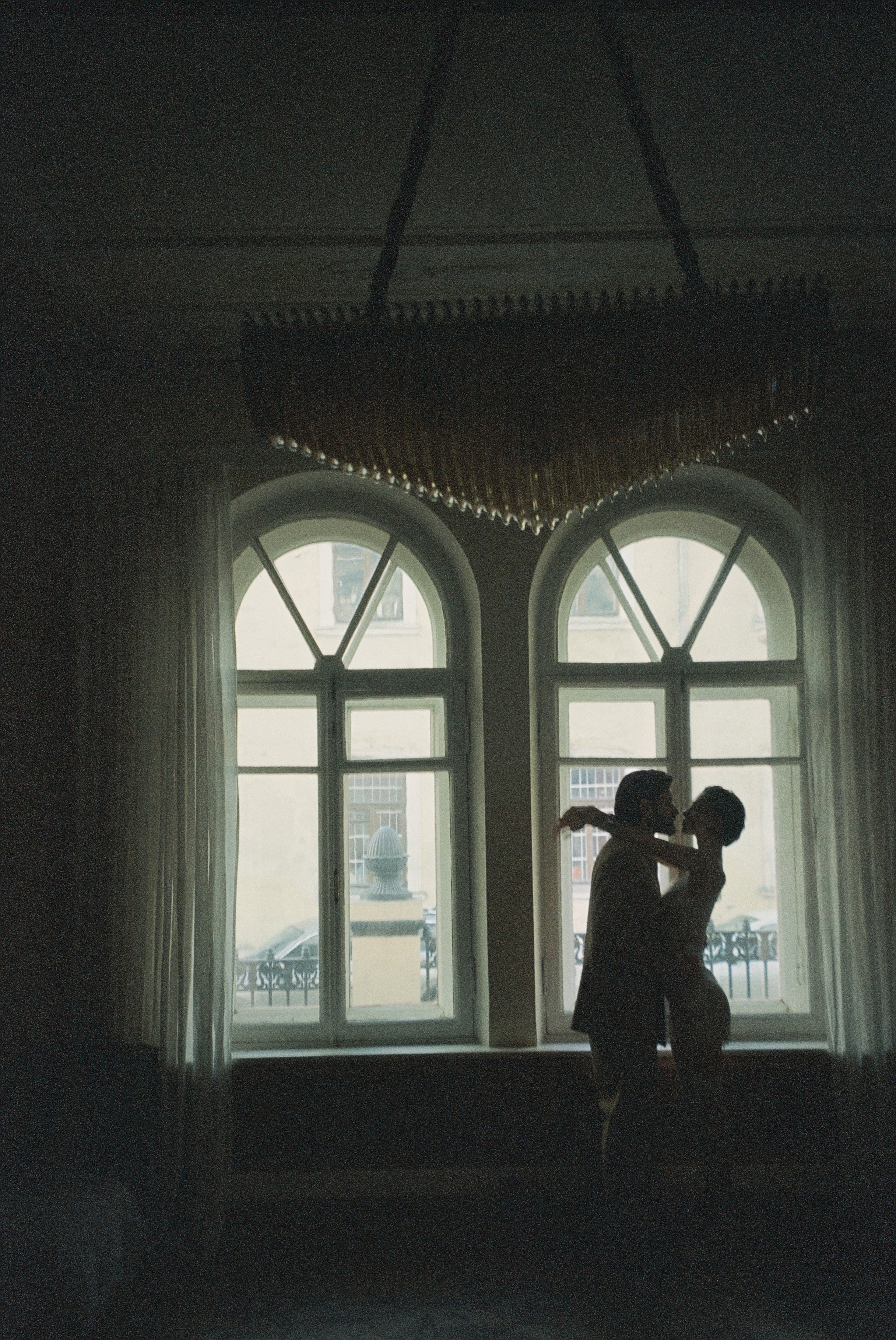 Свадебная фотосессия в особняке Юргенсон. Свадебный фотограф в Москве Элина Ларченкова. Фото, которые цепляют