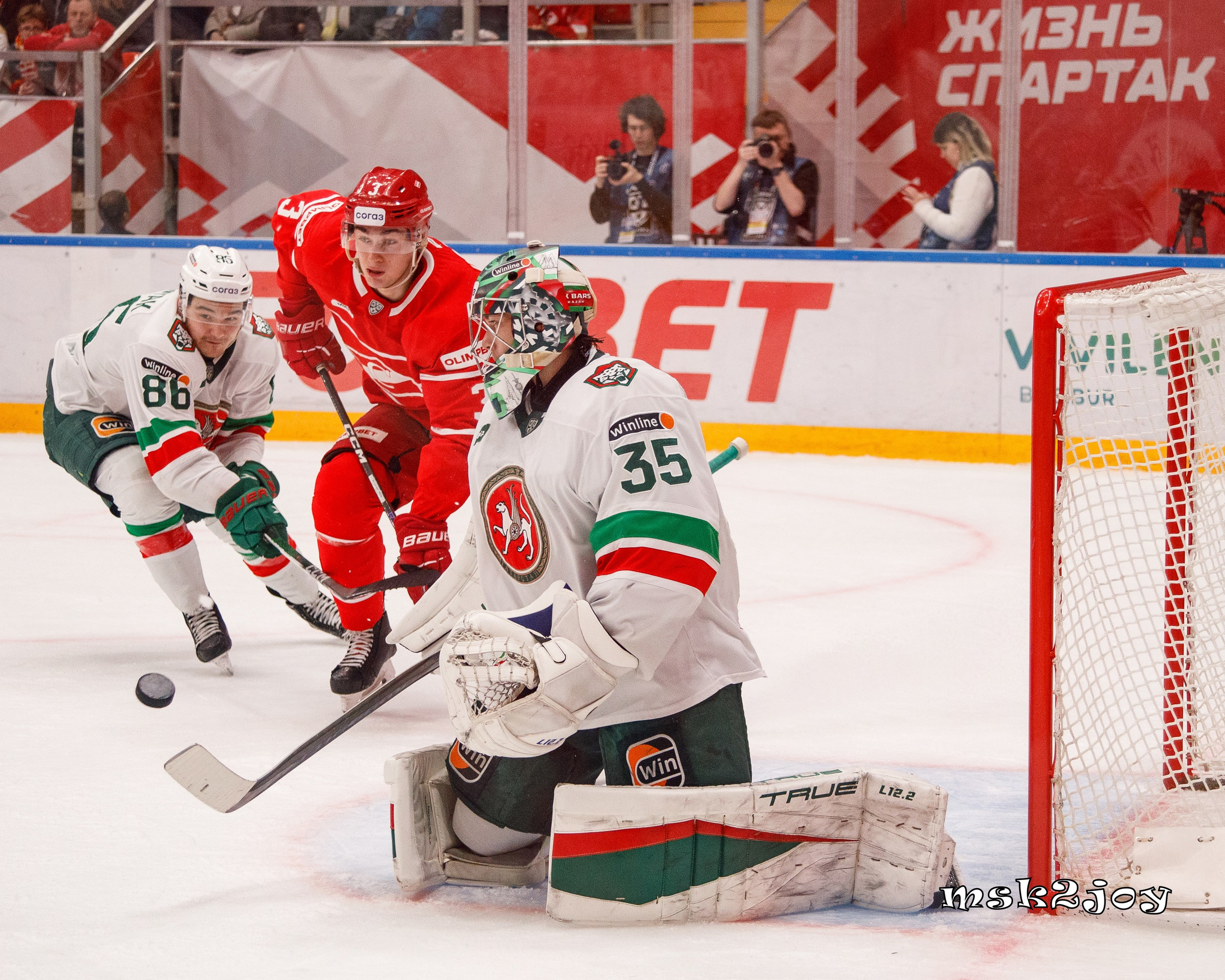 Фоторепортаж. КХЛ. Спартак (Москва) — Ак Барс Казань. Михаил Тоцкий портретный и репортажный фотограф в Москве