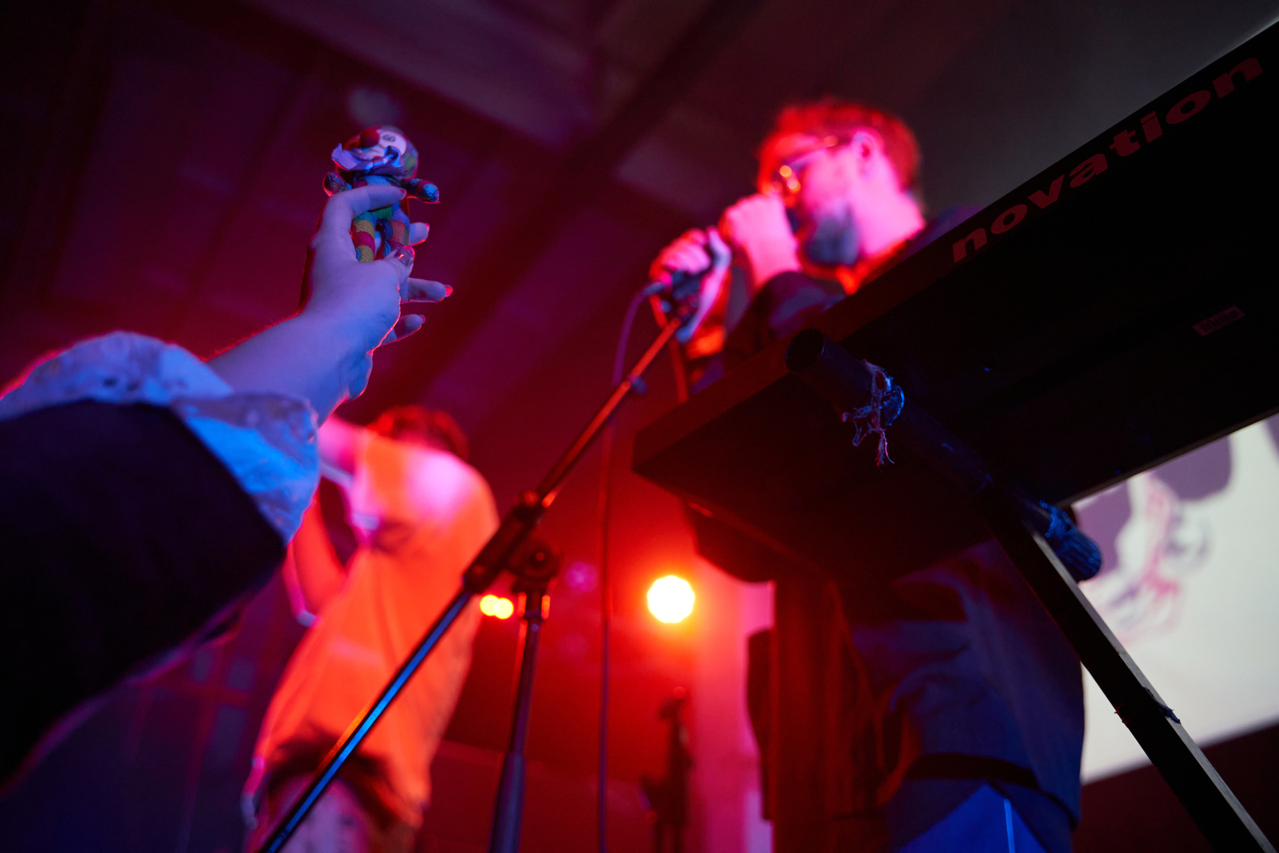 Концерт Электрофорез 17.09.2022. Лена Монахова — портретный и концертный фотограф в Санкт-Петербурге