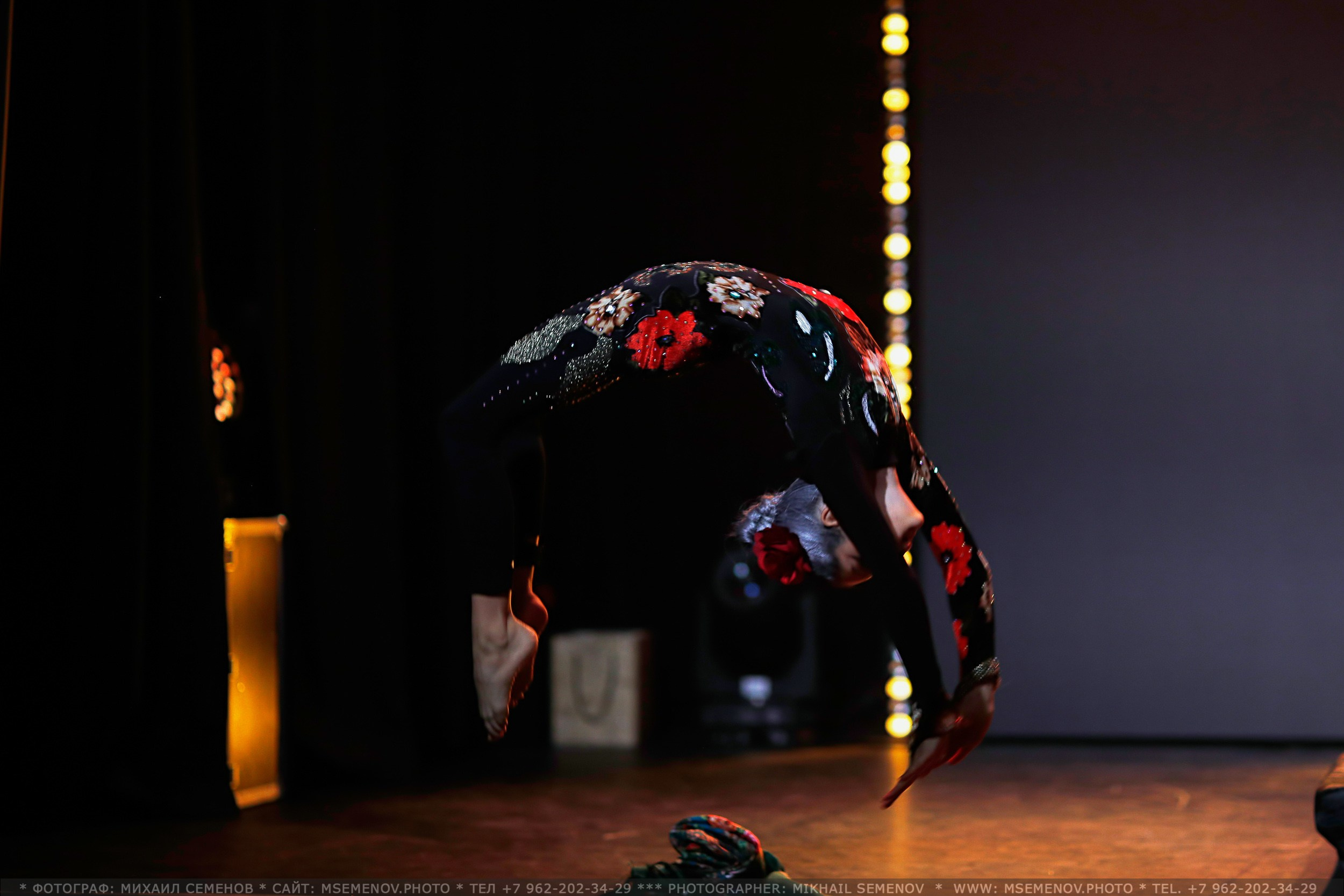 Анонс фоторепортажа с Концерта Грация. POLE DANCE. Photographer for business Mikhail Semenov. Aqua photo studio, photo school