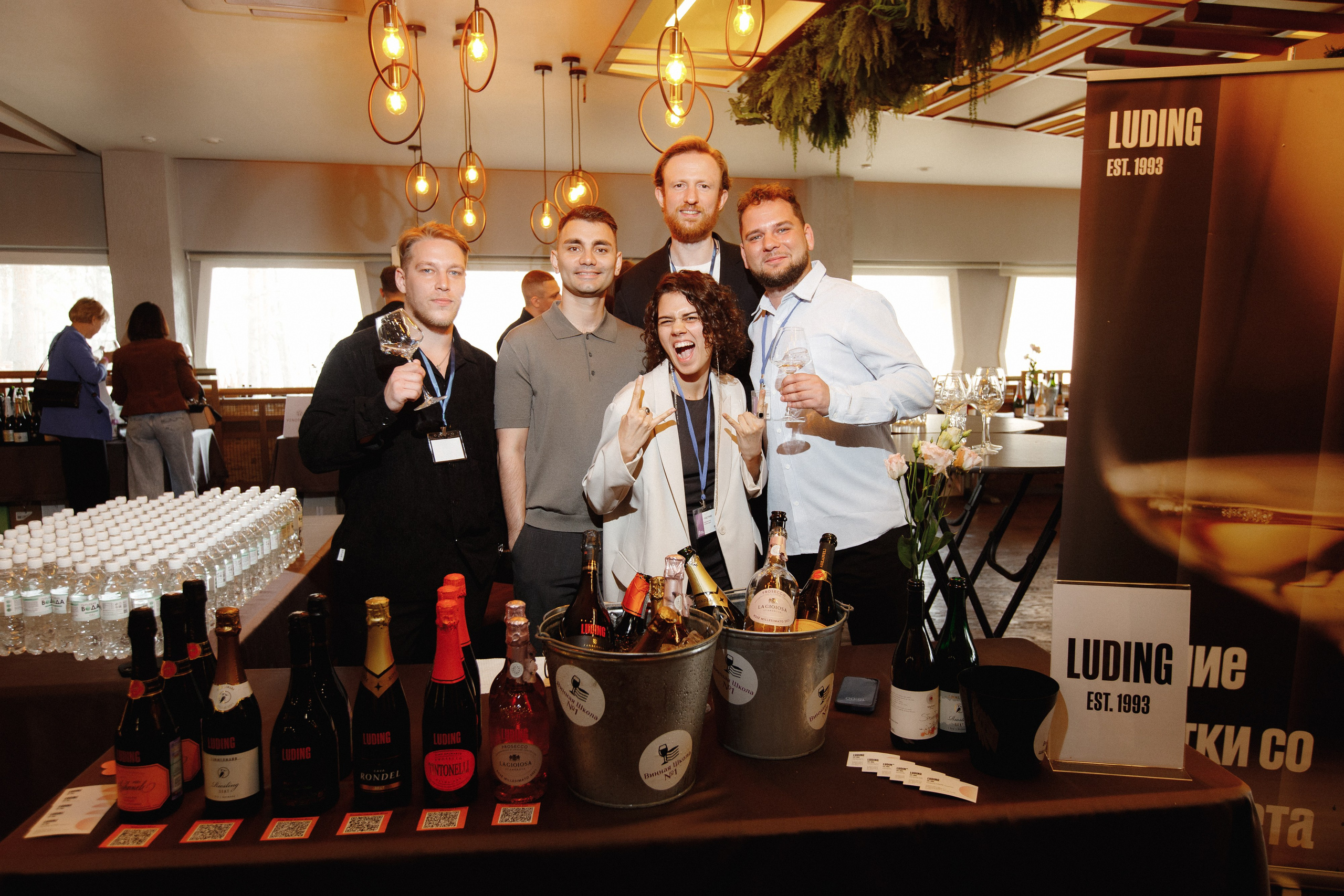 ФЕСТИВАЛЬ ИГРИСТЫХ ВИН. СВОИ. ФОТООТЧЕТЫ-СОБЫТИЯ-МЕСТА