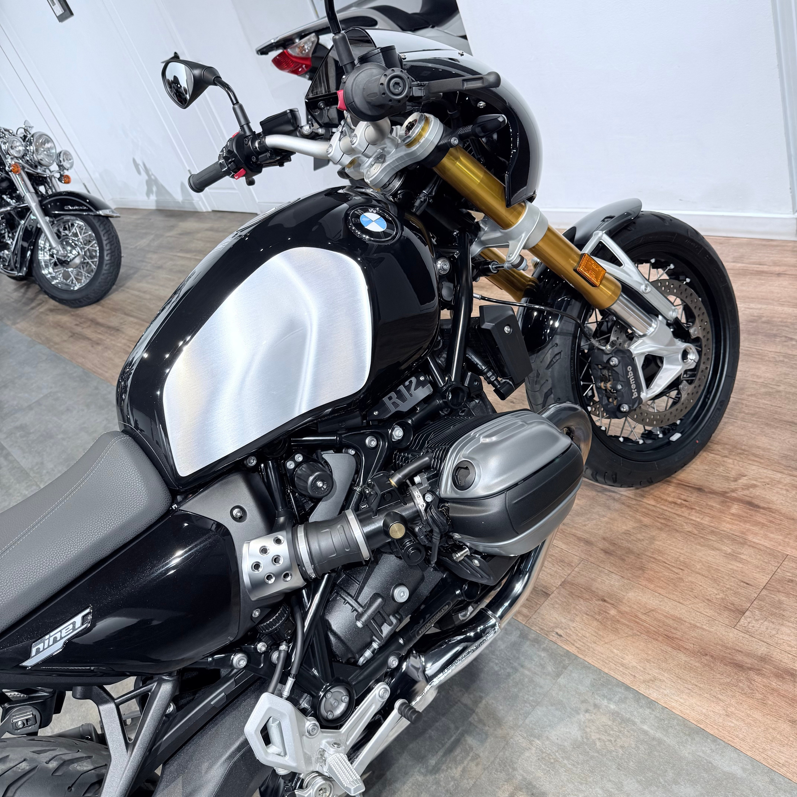 2025 BMW R12 R Nine T Blасk Stоrm. Hello Davidson, Москва. Только хорошие мотоциклы…