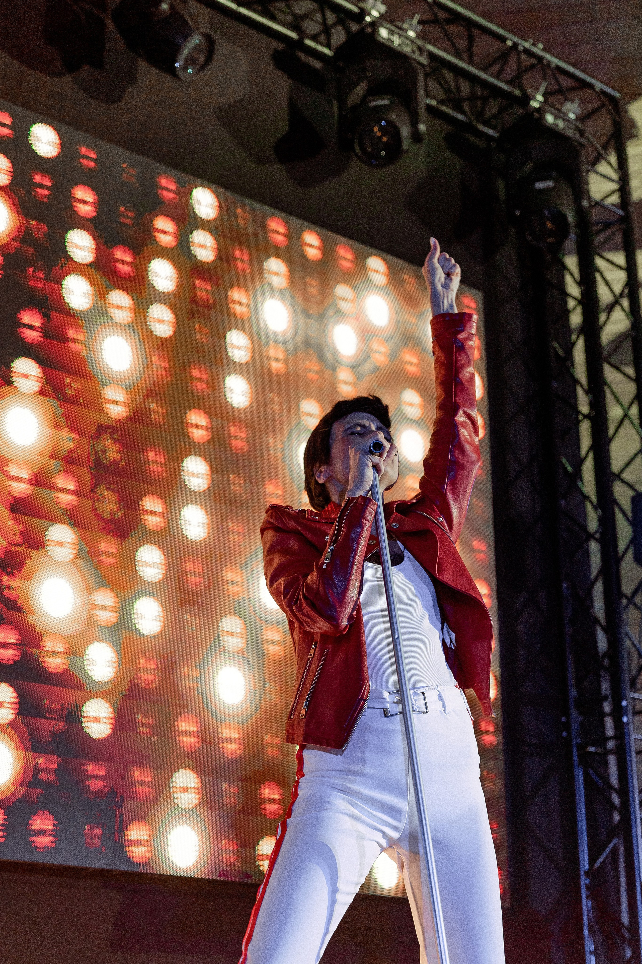 • корпоратив «АВЕНЮ». Фотограф, индивидуальные женские, мужские фотосессии в Ростове-на-Дону