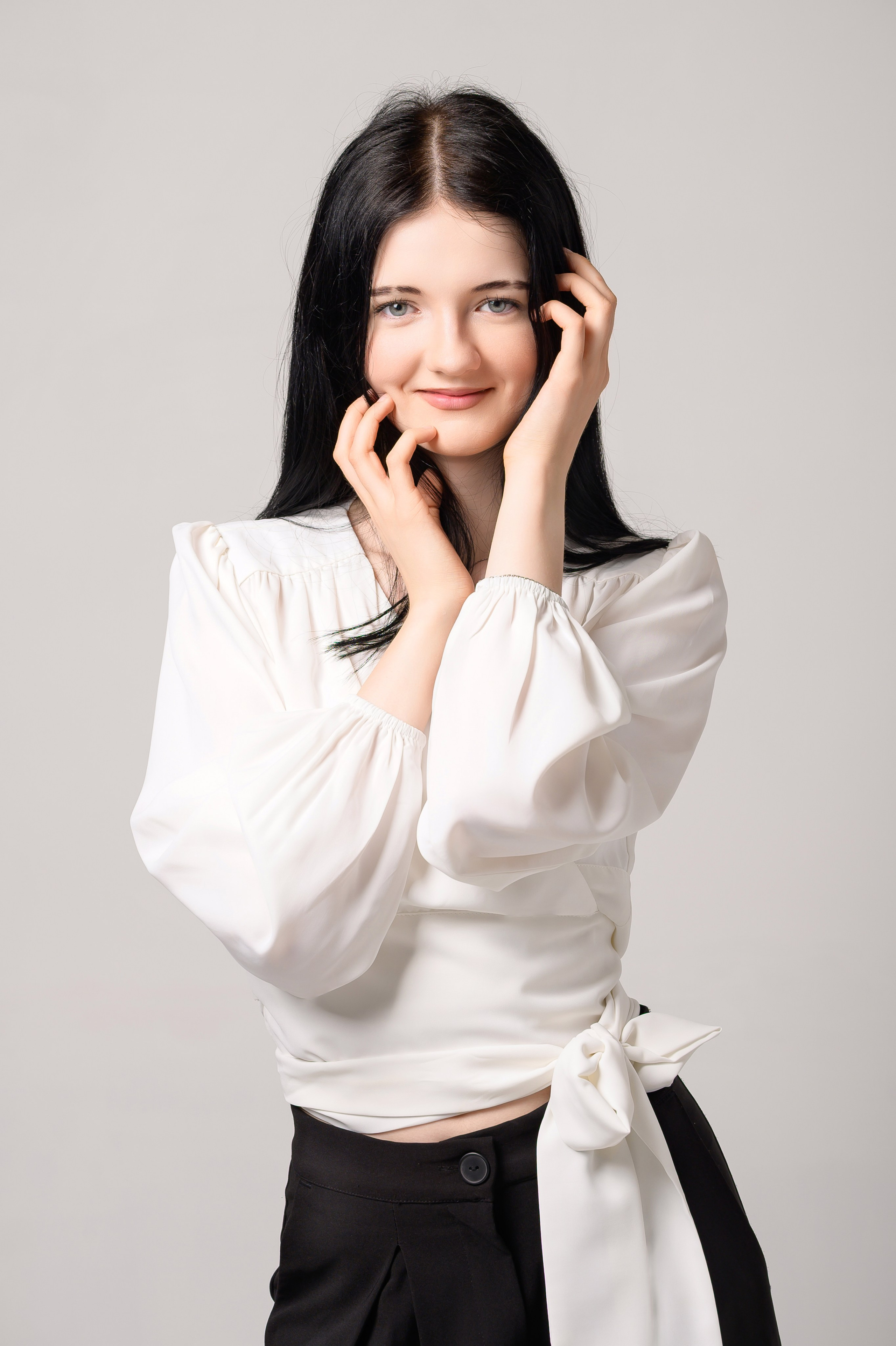 Фотографии старшеклассников для выпускных альбомов Нижневартовск | Портфолио. AR-t студия «Альбом+», г. Нижневартовск