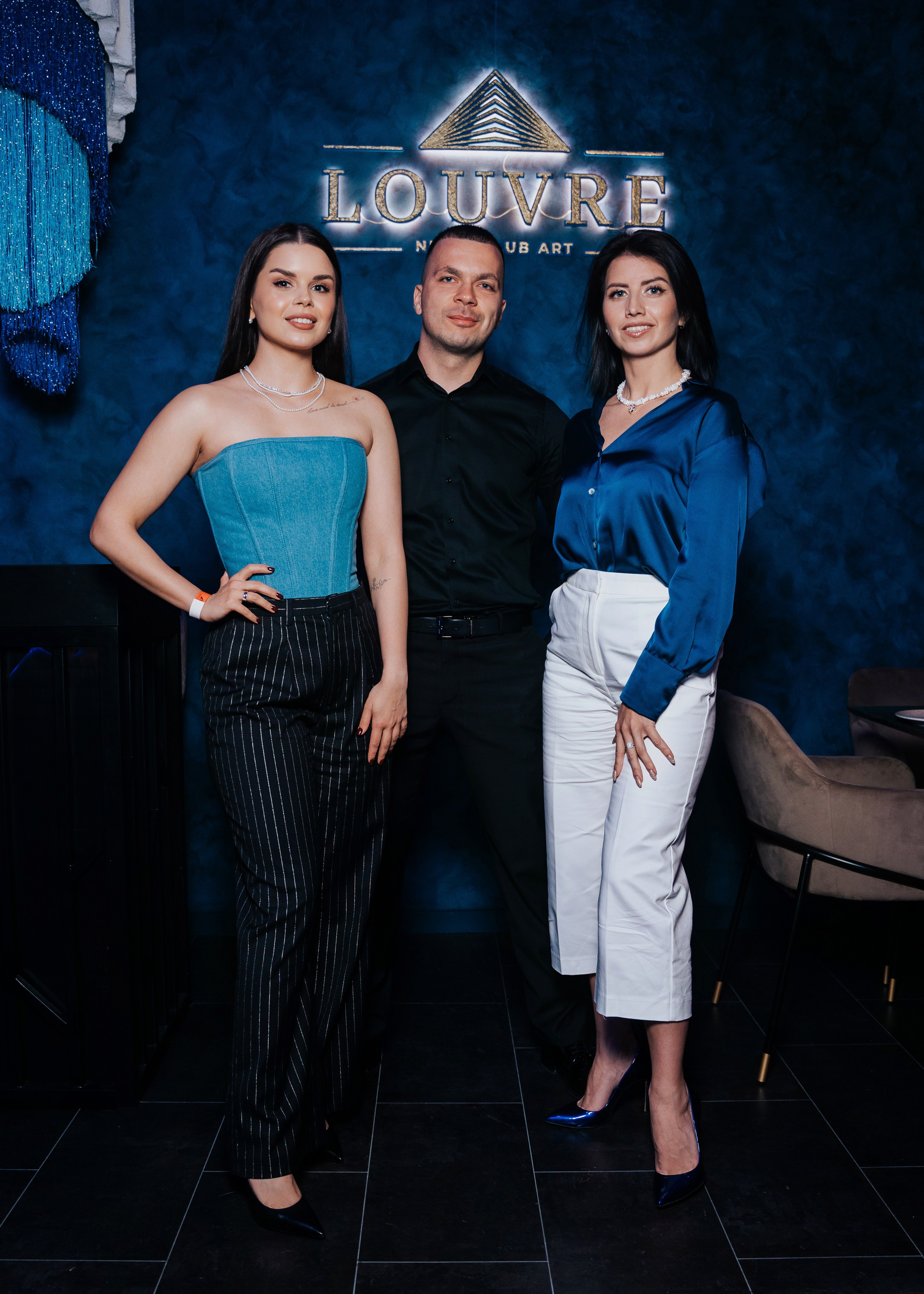 ЛУВР. СВОИ. ФОТООТЧЕТЫ-СОБЫТИЯ-МЕСТА