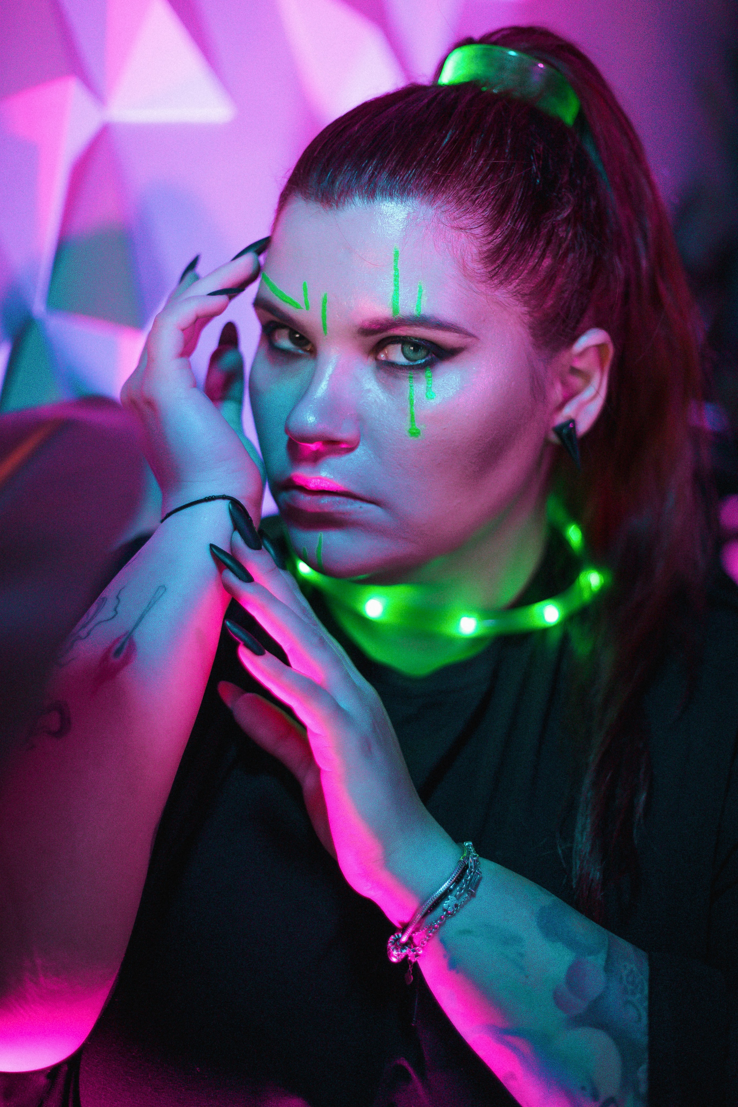 Walk-In Day в стиле киберпанк в тату-студии MUKHINA TATTOO. СВОИ. ФОТООТЧЕТЫ-СОБЫТИЯ-МЕСТА