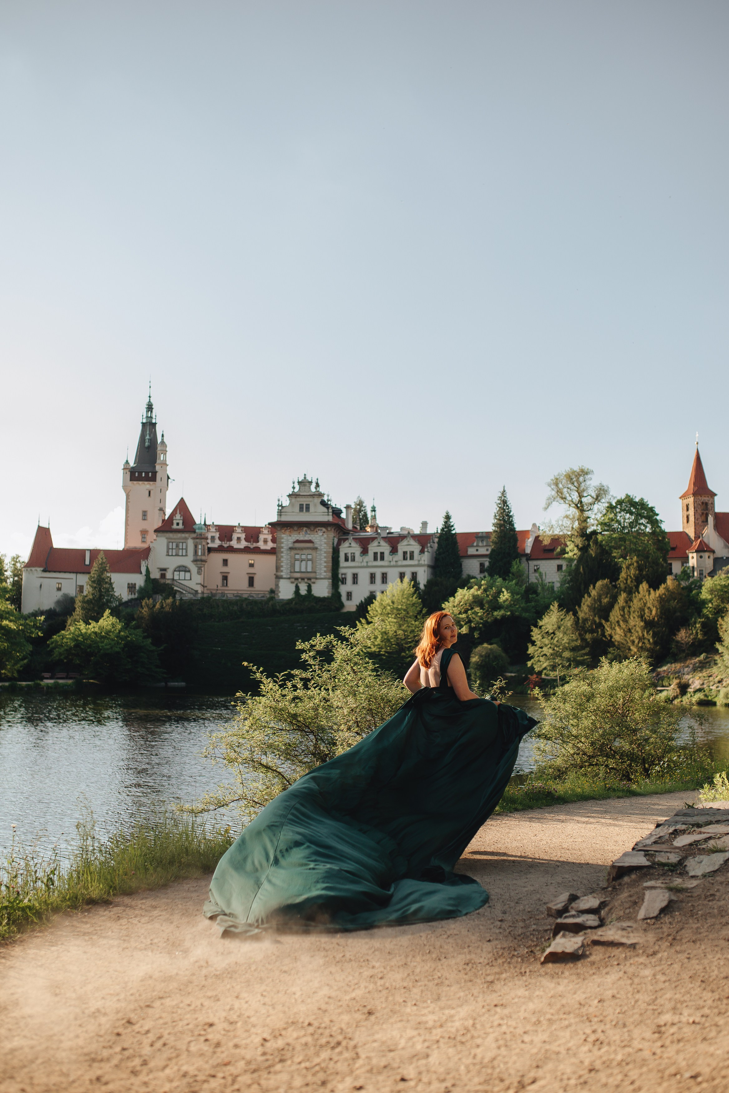 Фотосессия в летящем платье для Евгении. Фотограф Прага | Photographer Prague| Фотограф в Праге Яра Куркус