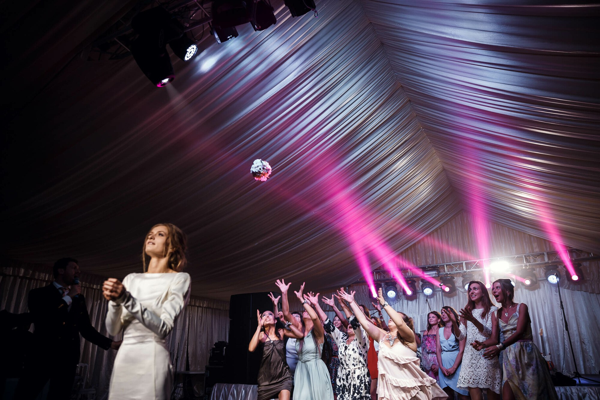 Стильная свадьба в Majestic на берегу Финского залива. Свадебный фотограф в Санкт-Петербурге и Москве Андрей Нестеров