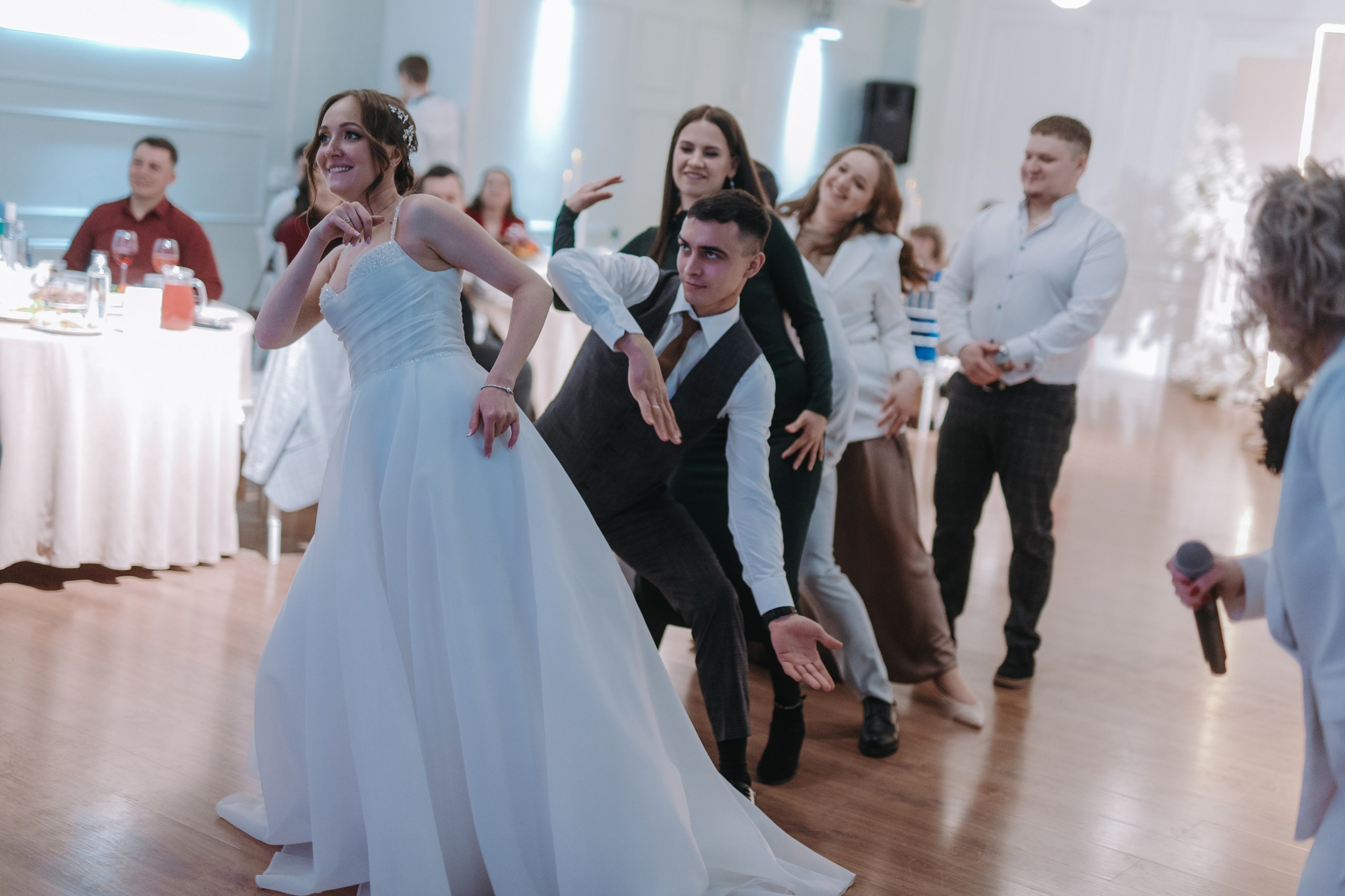 ОТЕЛЬ ШЕРАТОН, РЕСОРАН АРТ ХОЛЛ, ВЕДУЩАЯ АЙГУЛЬ МАВЛИХАНОВА УФА