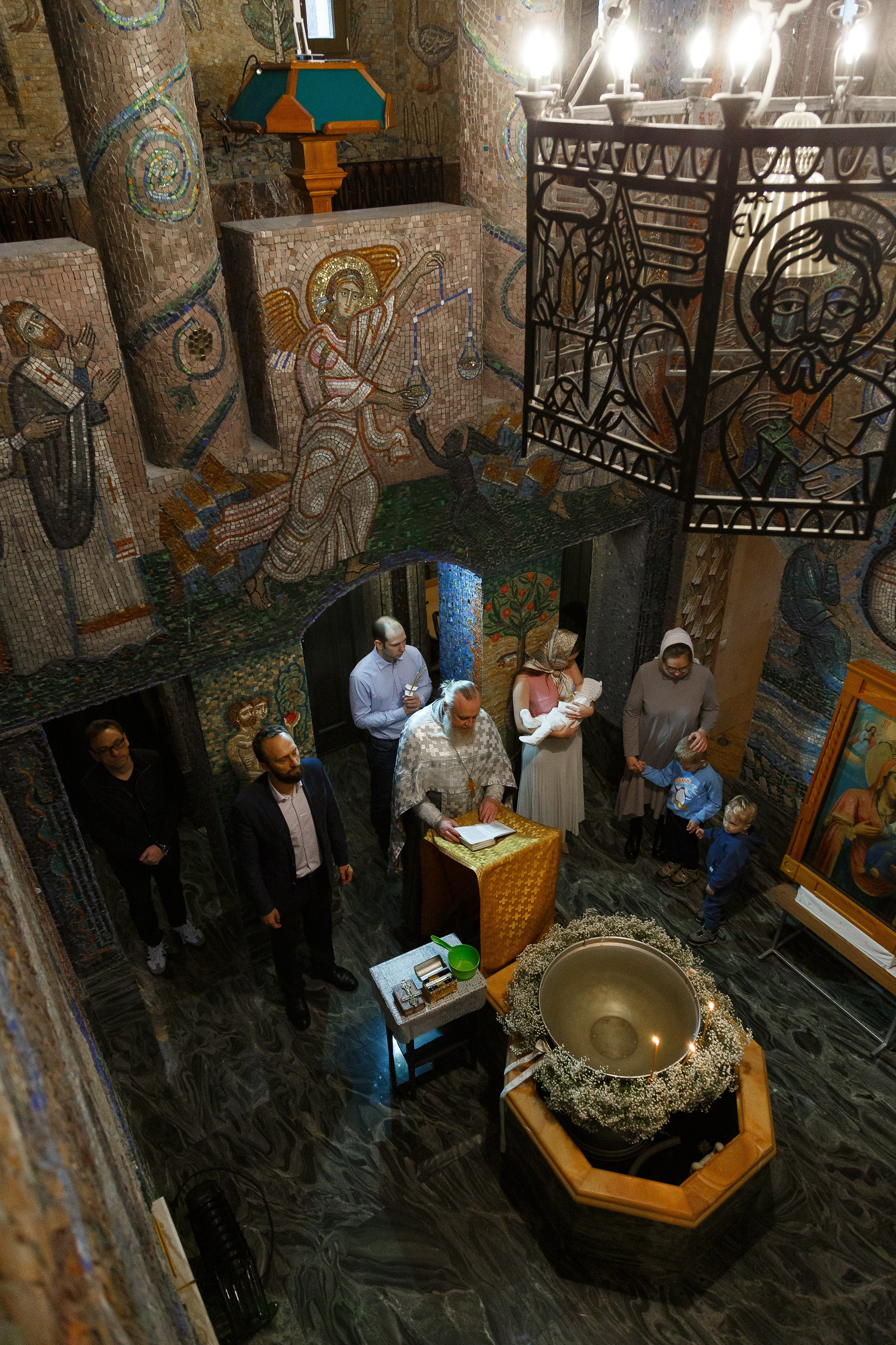 Крещение в храме Благовещения Пресвятой Богородицы