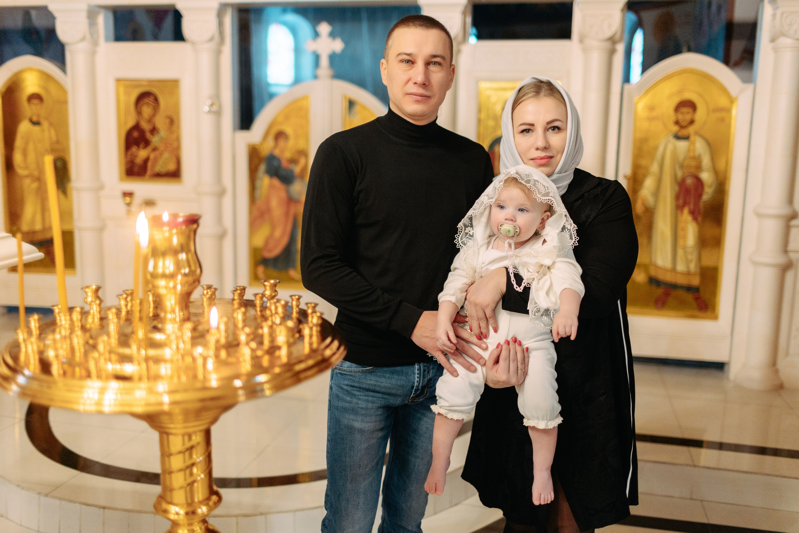 Съёмка крещения. Фотограф Беременности и Новорождённых в Кемерово