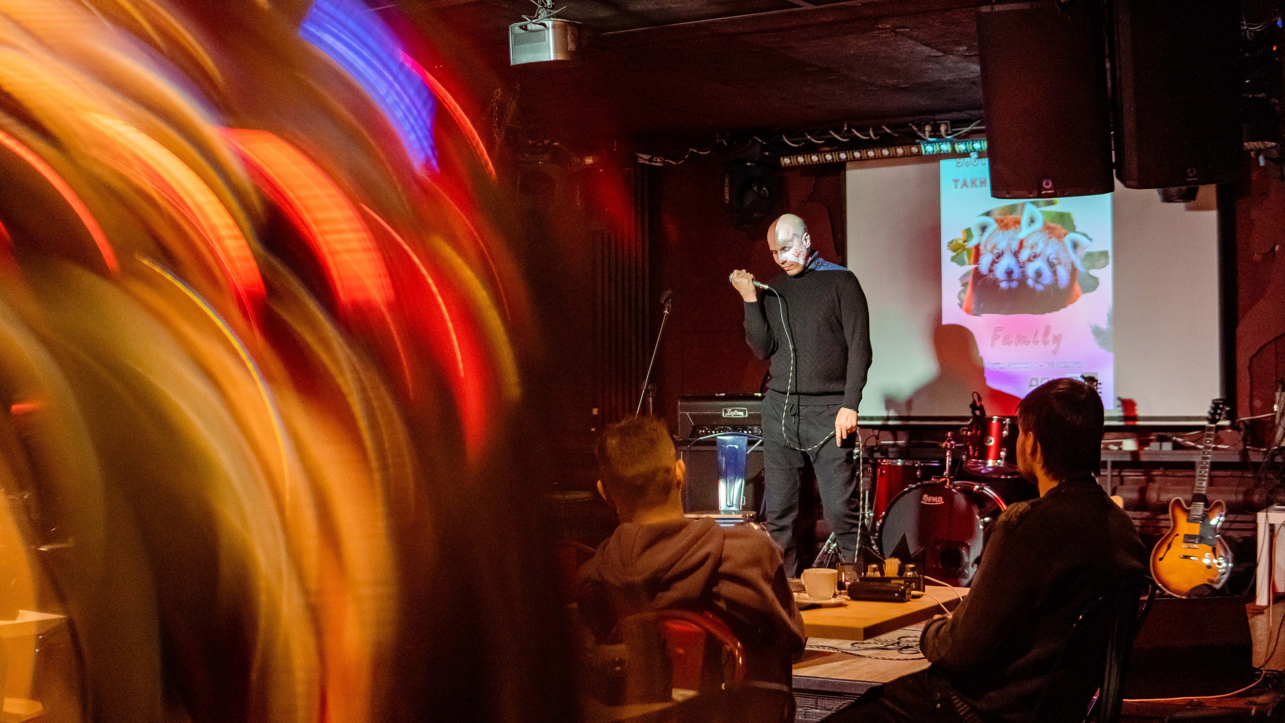 Репортажные фотографии творческого вечера Такие дела, Панда