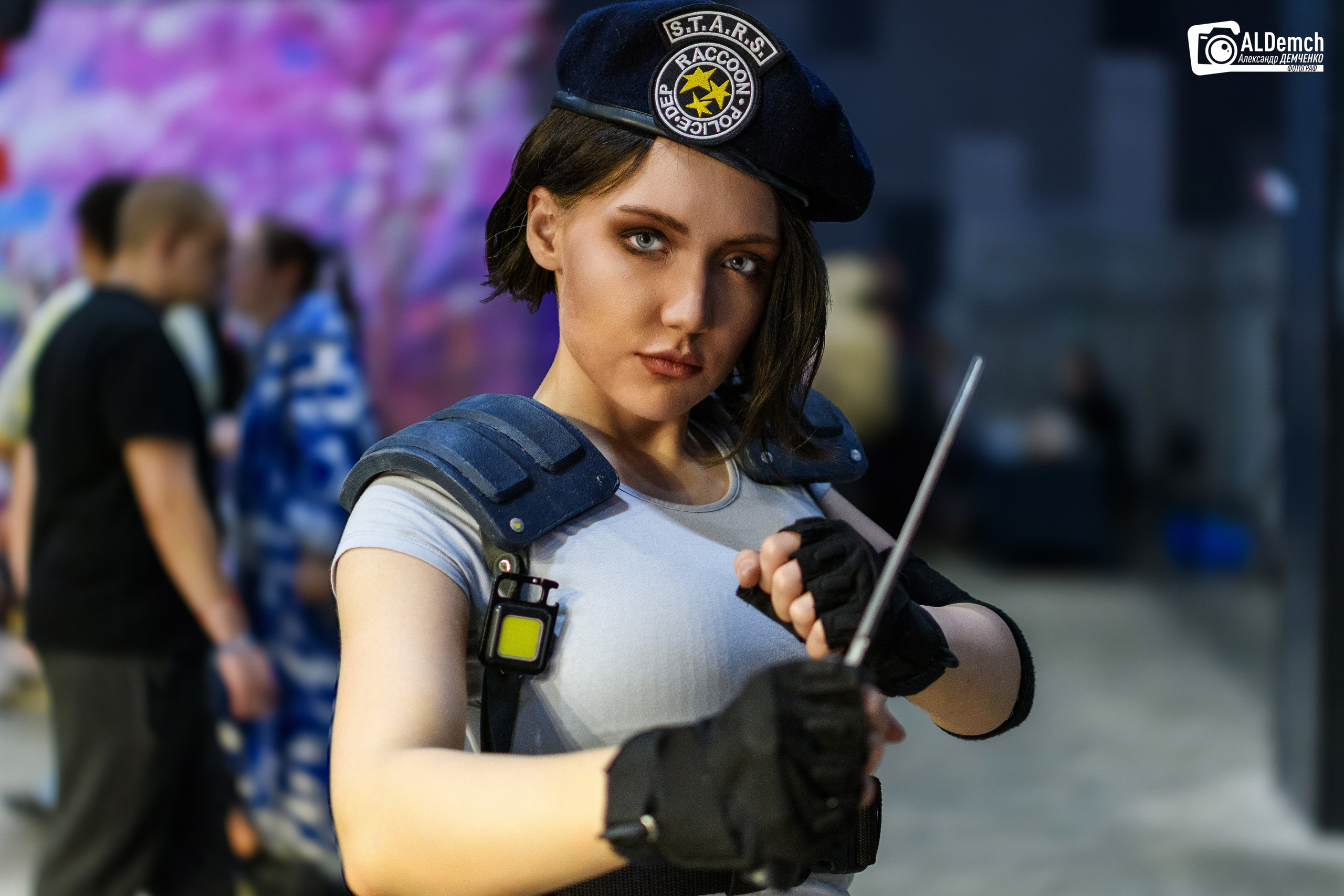 Resident Evil картинки персонажей игры и косплей фото