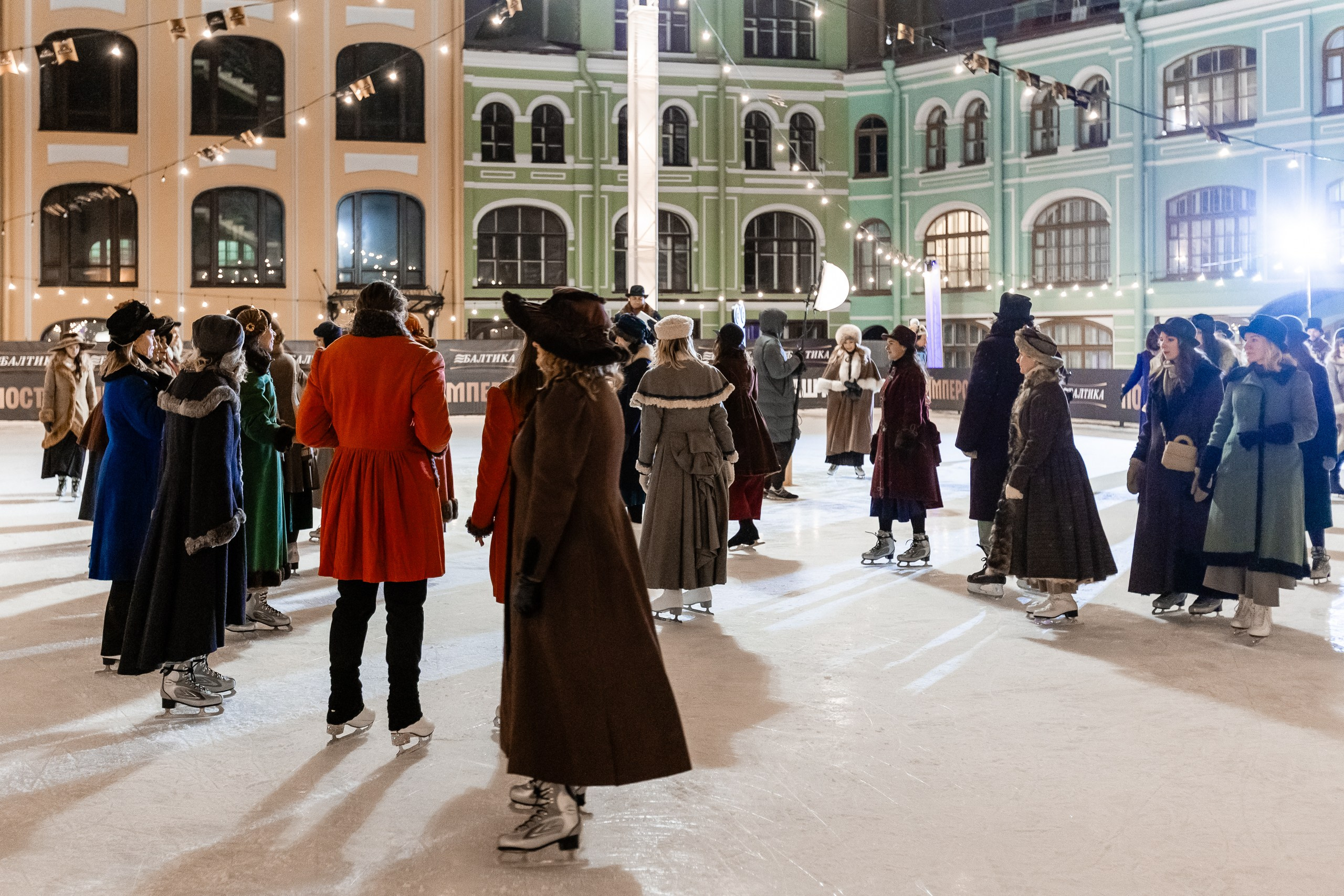 Репортажная фотосъемка с Имперских катаний от компании Балтика. Фотограф в Санкт-Петербурге — Сергей Петров