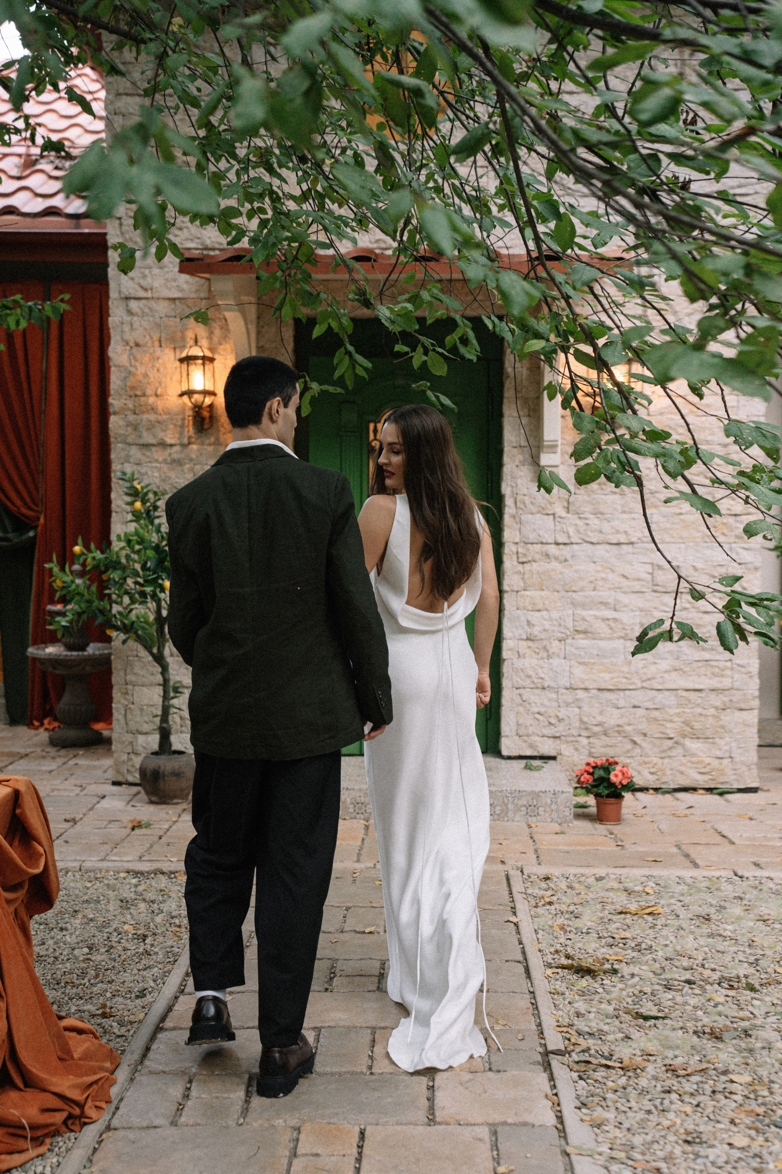 Свадебная фотосессия на вилле VILLA ROSSA